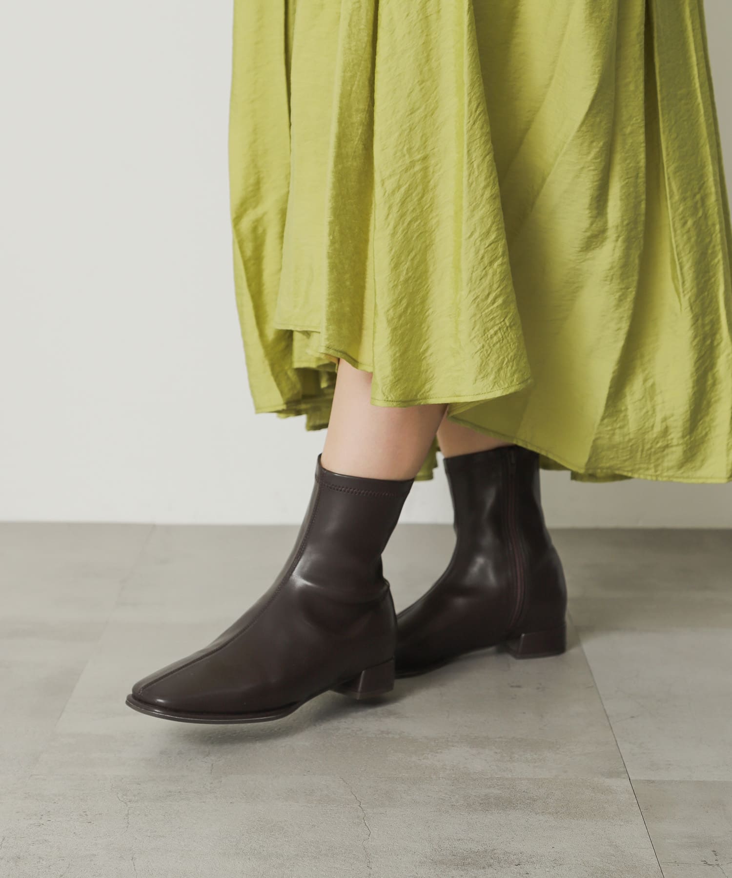 『4サイズ展開』『晴雨兼用』スクエアトウセンターシームストレッチローブーツ BROWN M