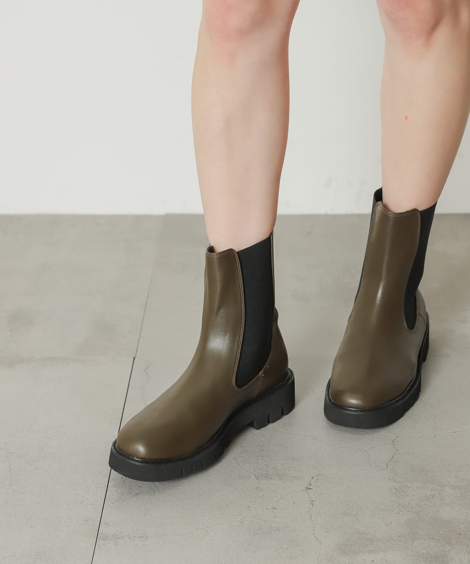 『軽量ソール採用』トラックソールサイドゴアブーツ KHAKI M