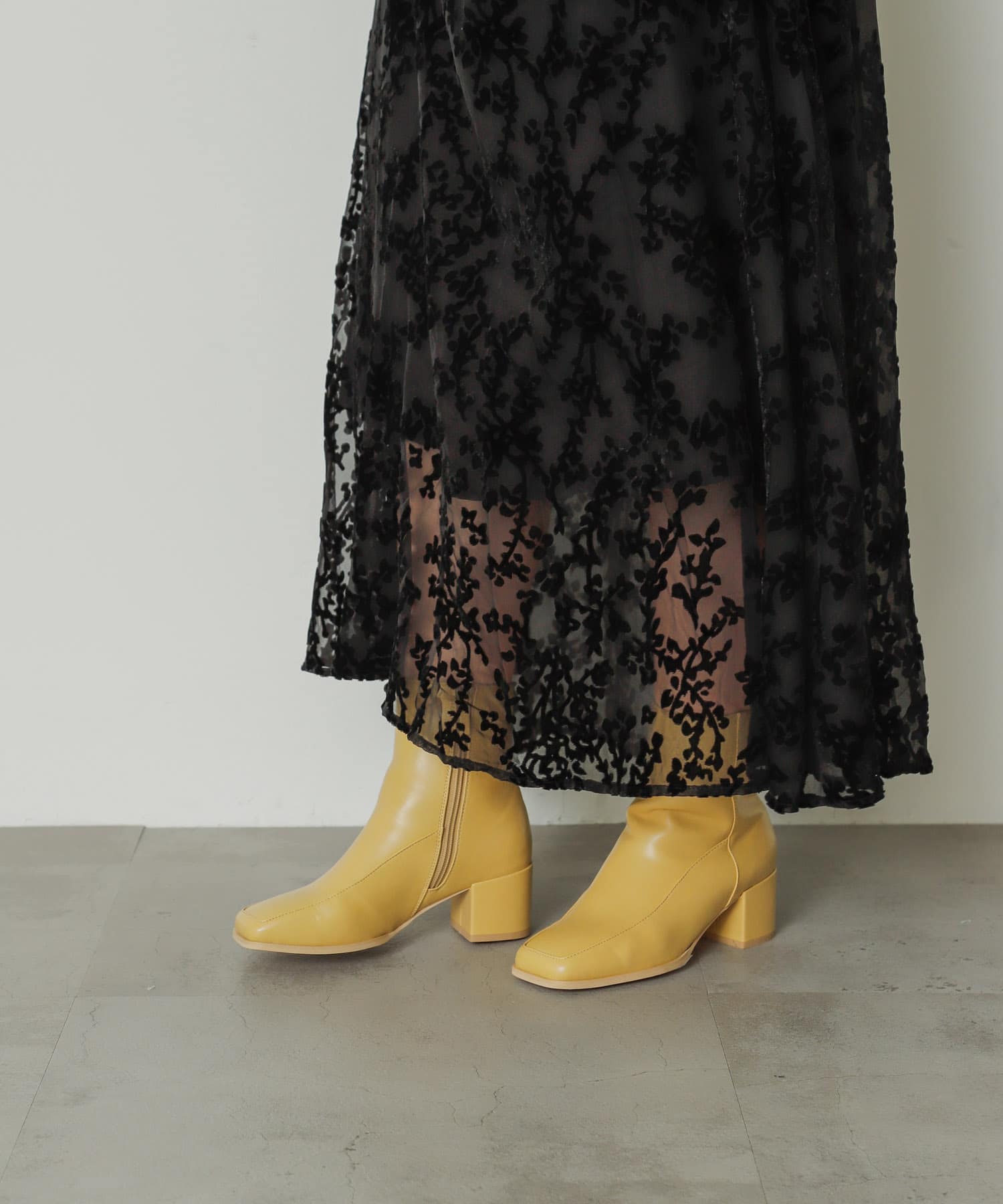 ワイドスクエアショートブーツ BEIGE S