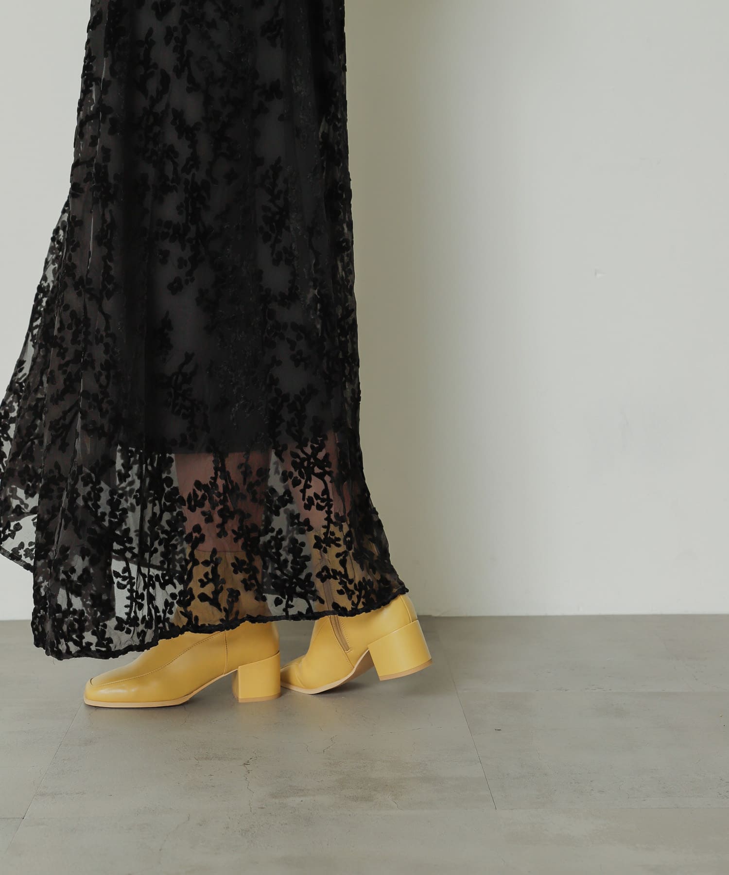 ワイドスクエアショートブーツ BEIGE S