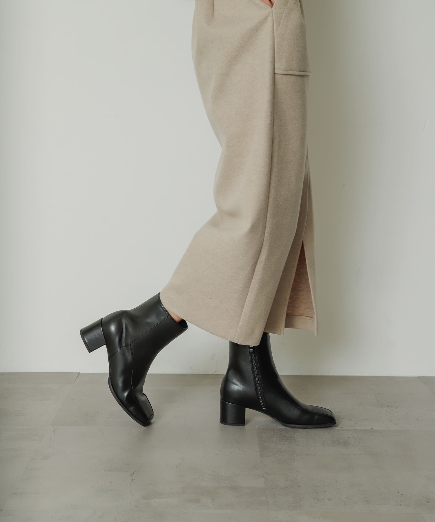 ワイドスクエアショートブーツ BLACK S