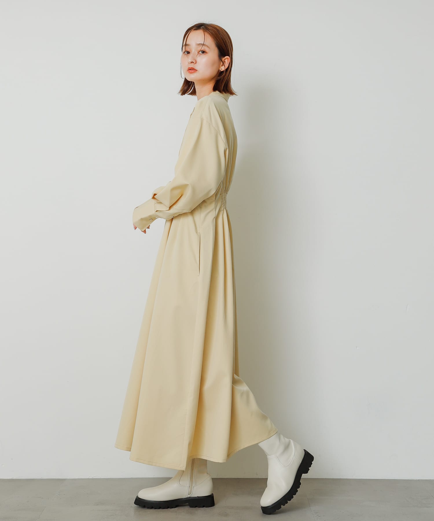 『軽量ソール採用』トラックソールブーツ IVORY M