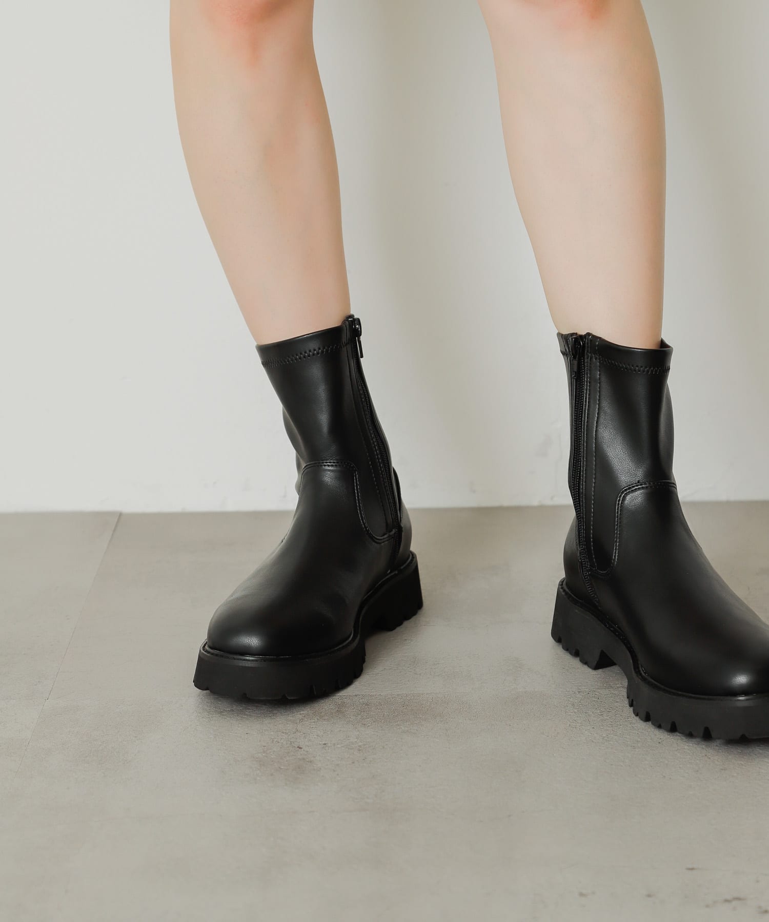 『軽量ソール採用』トラックソールブーツ BLACK M
