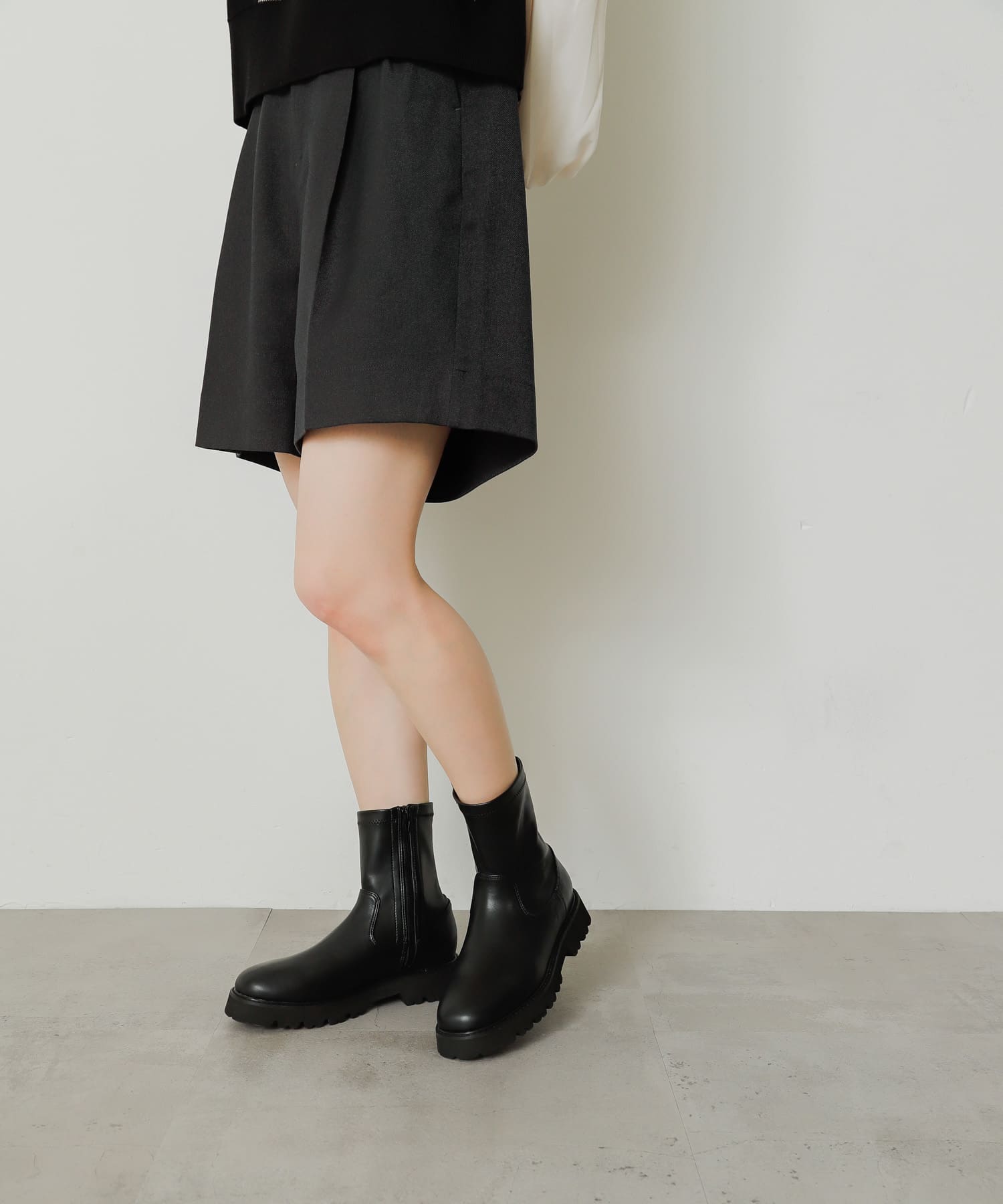 『軽量ソール採用』トラックソールブーツ BLACK L