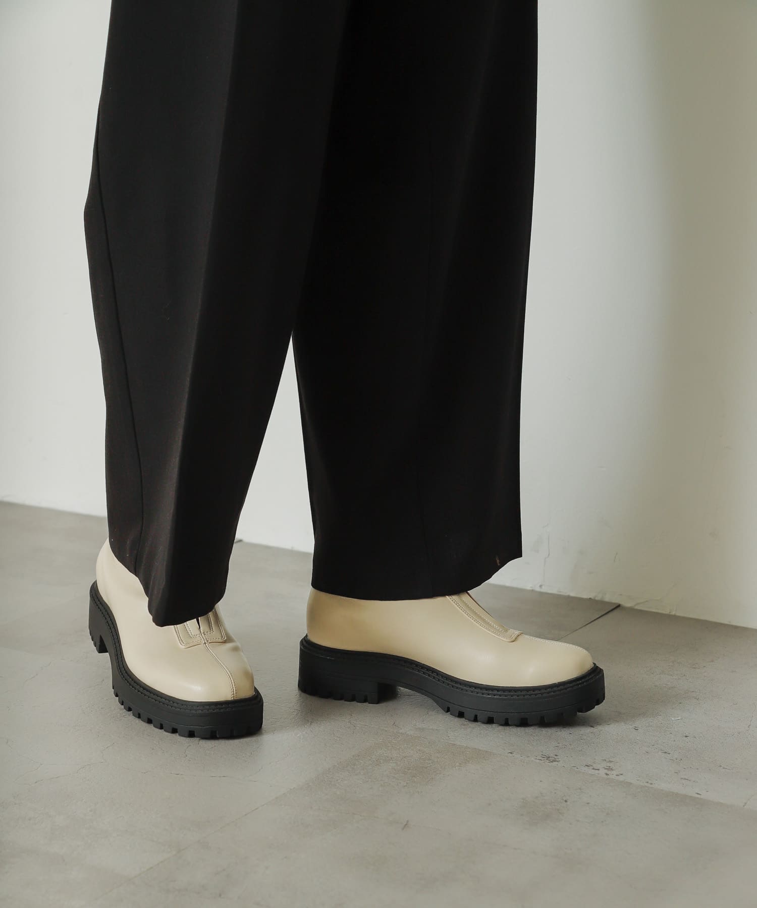 センタージップブーツ IVORY L