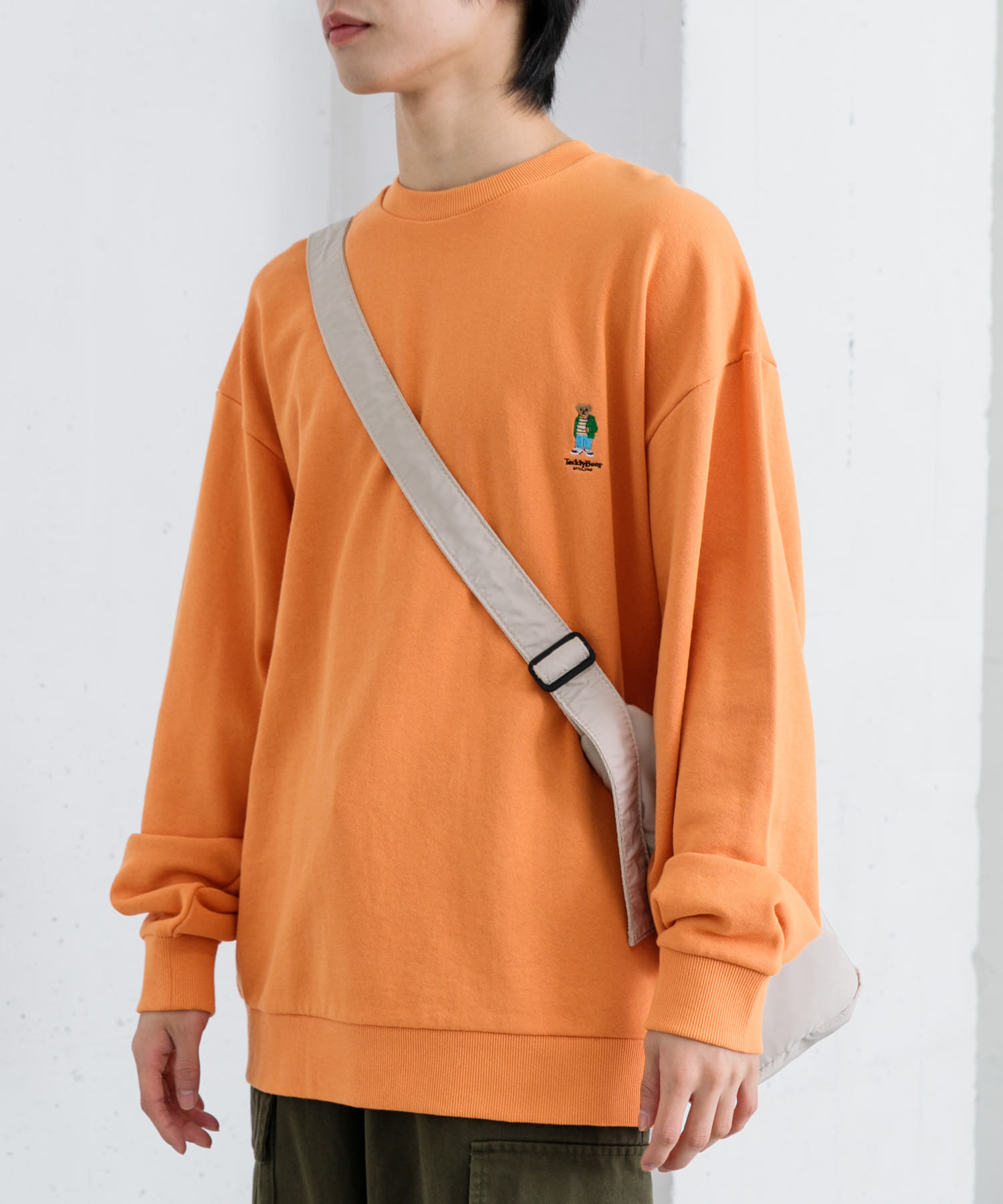 ORANGE