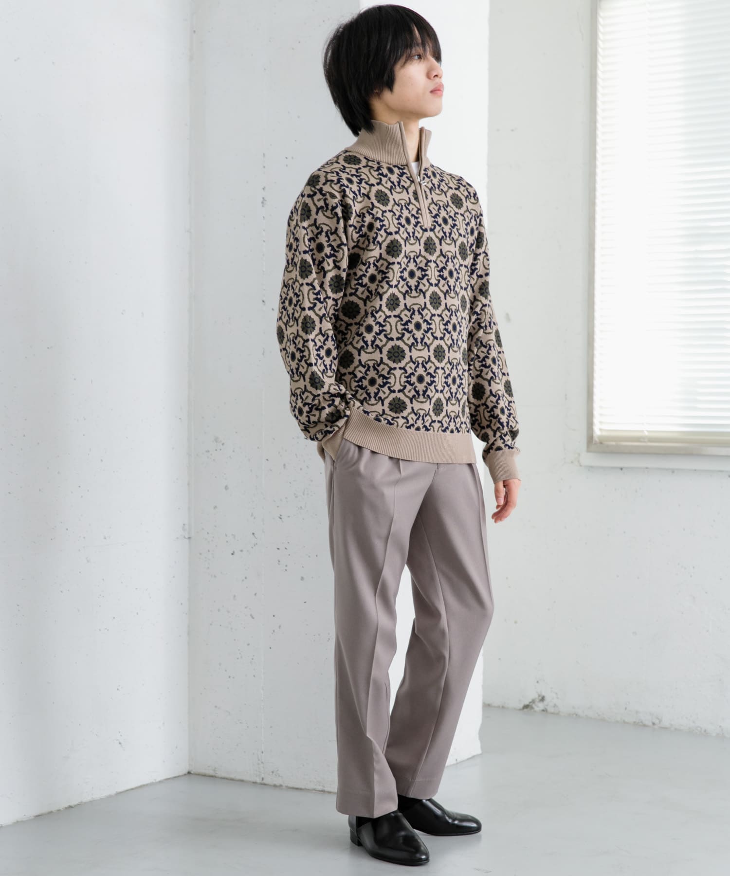 BEIGE