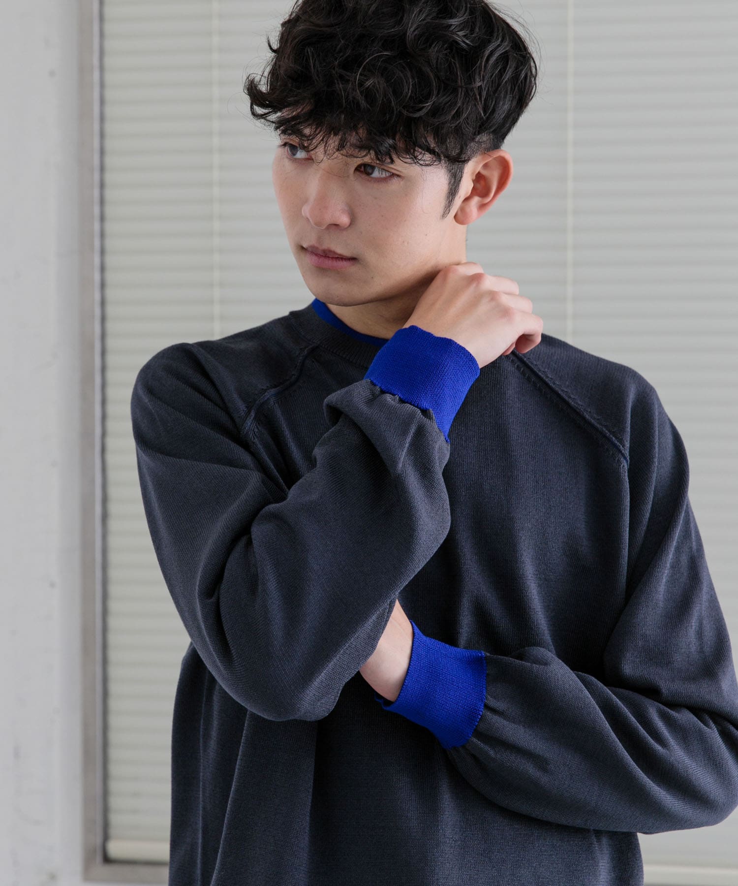 GRY×BLU