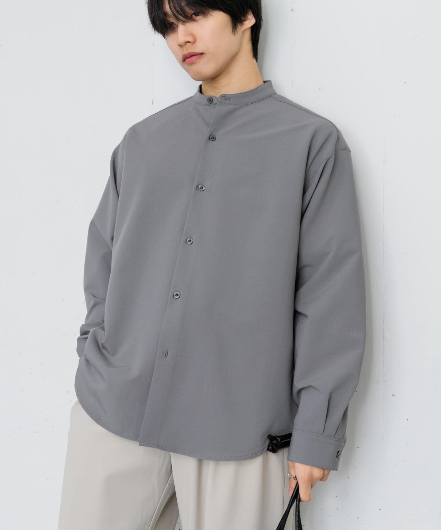 GRAY