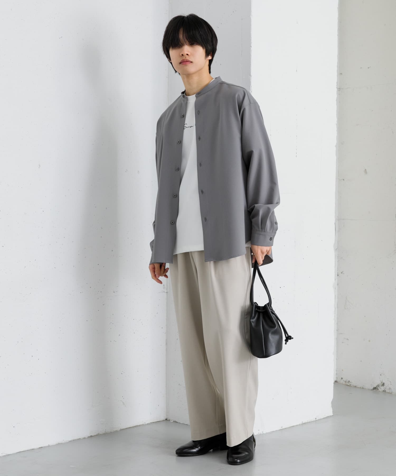 GRAY