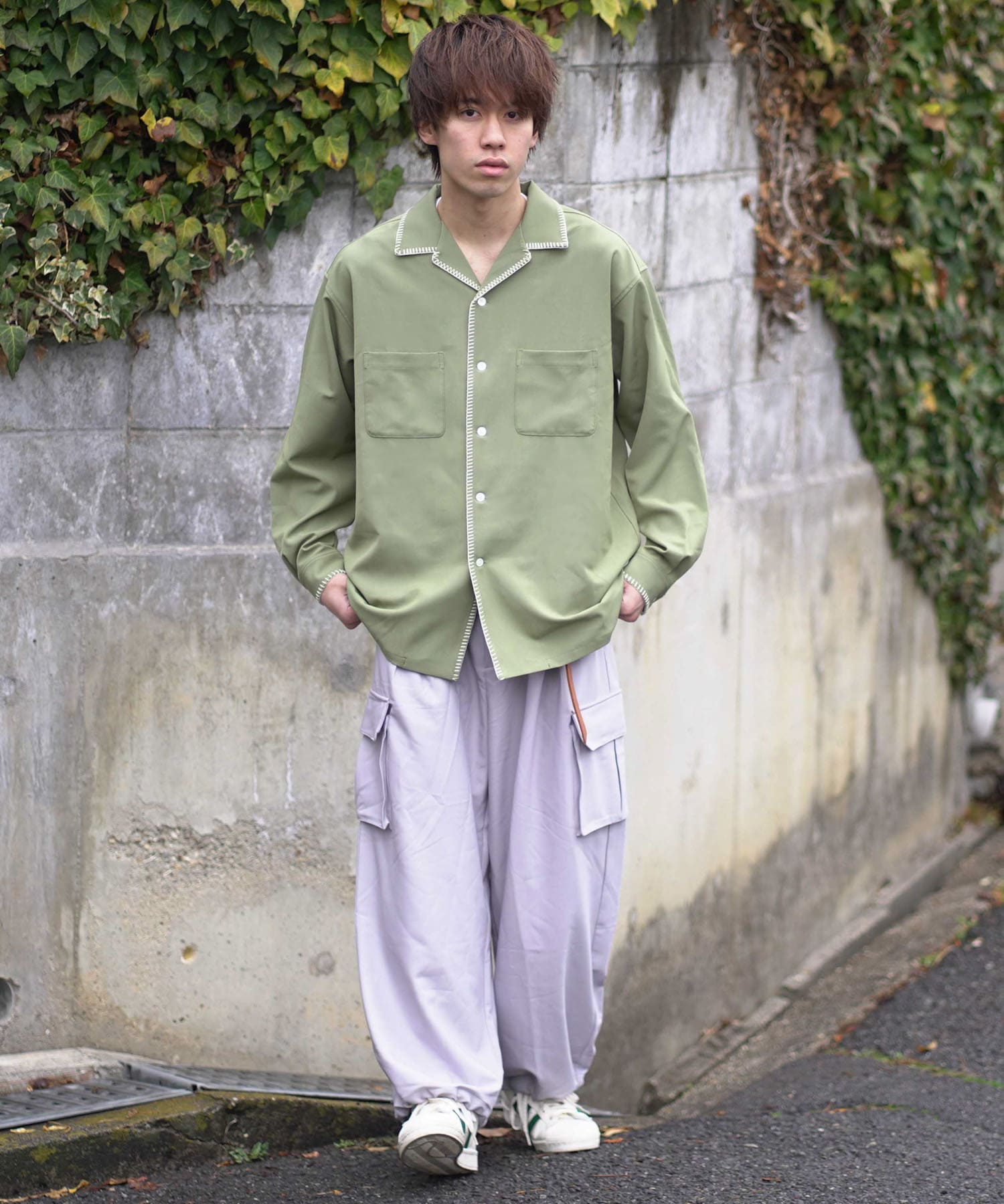 KHAKI
