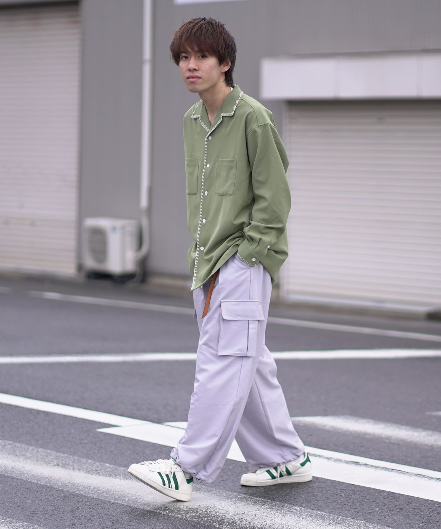 KHAKI