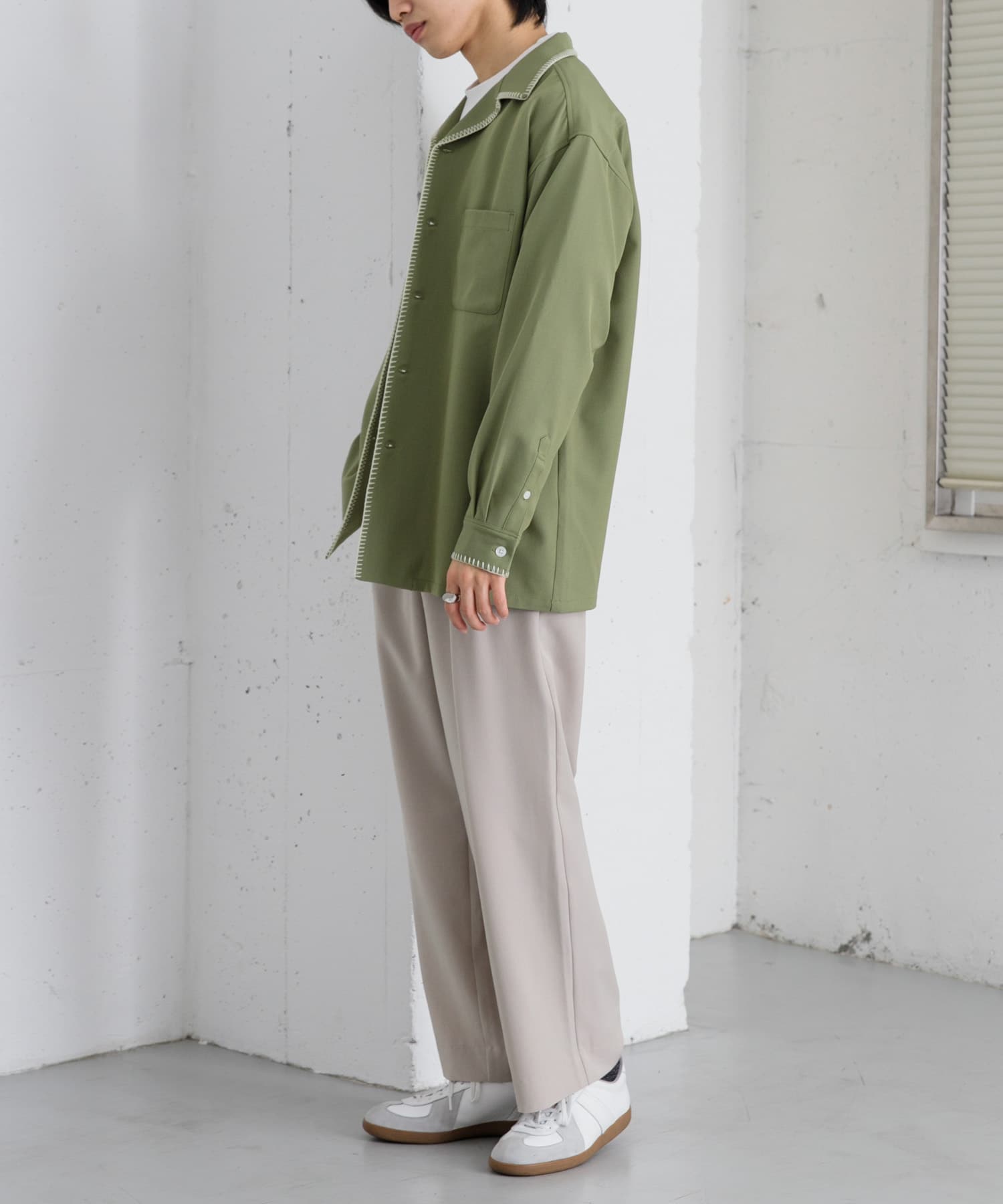 KHAKI