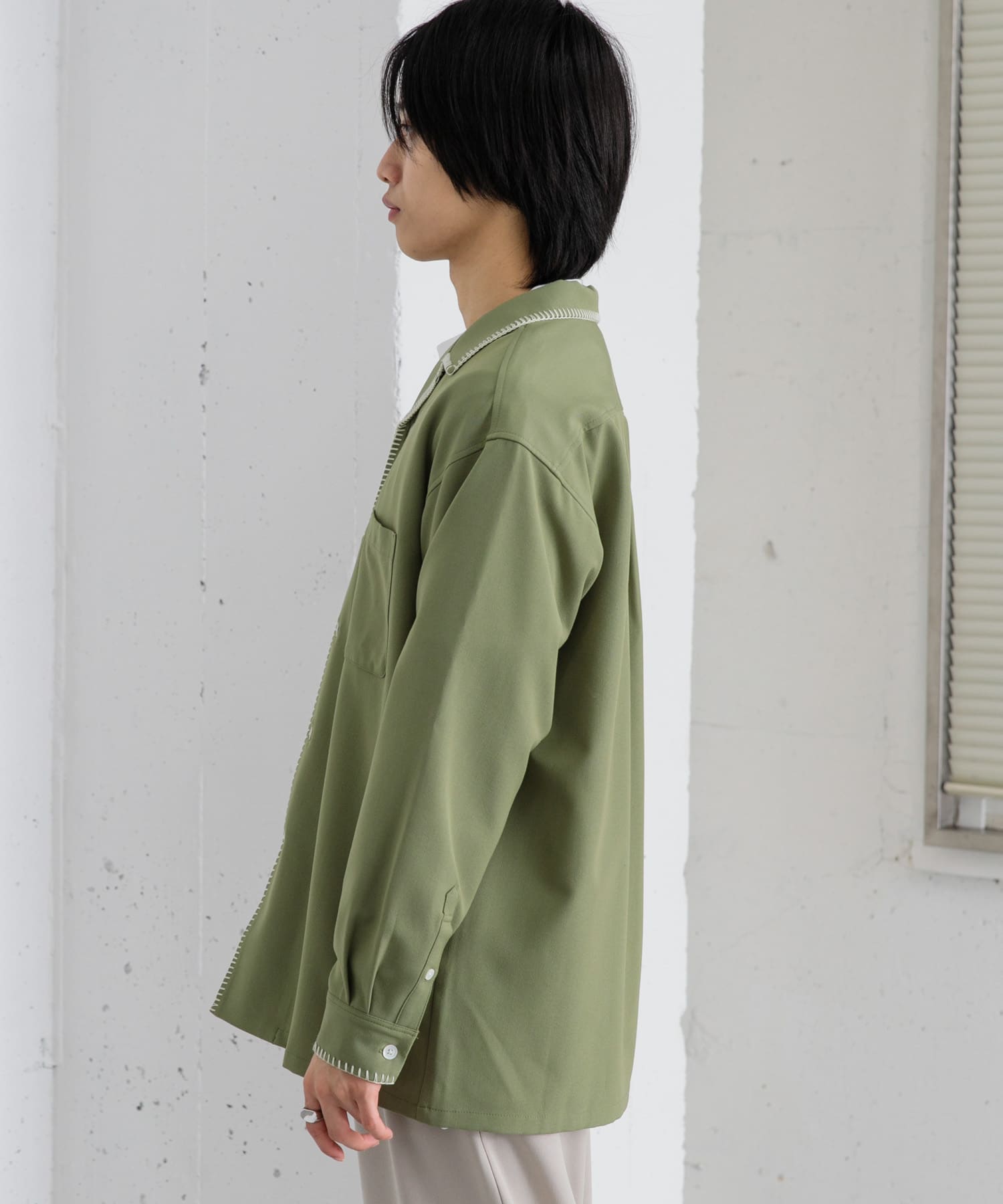KHAKI
