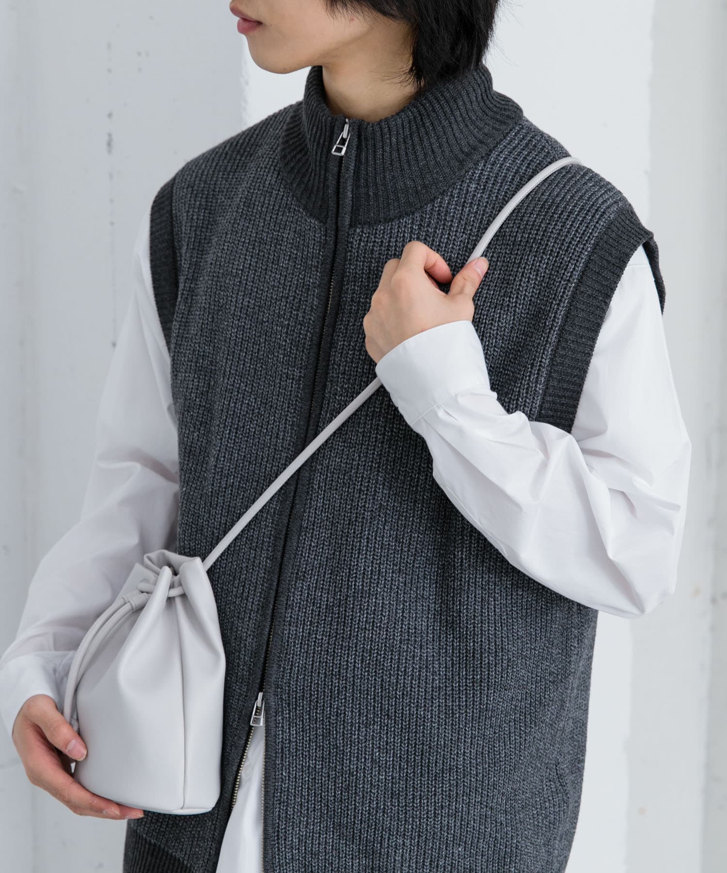 フェイクレザー2WAYキンチャクバッグ GREIGE one