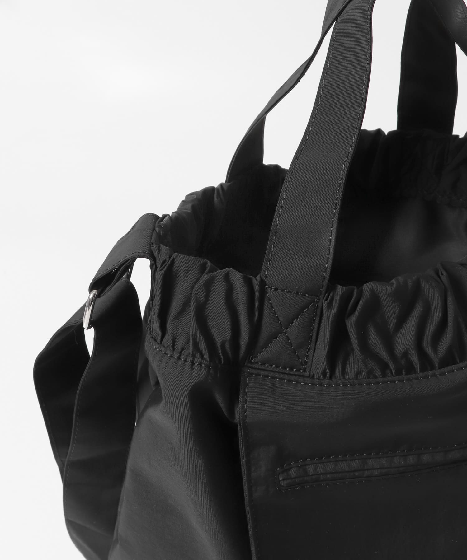 ナイロンショルダーバッグ BLACK one