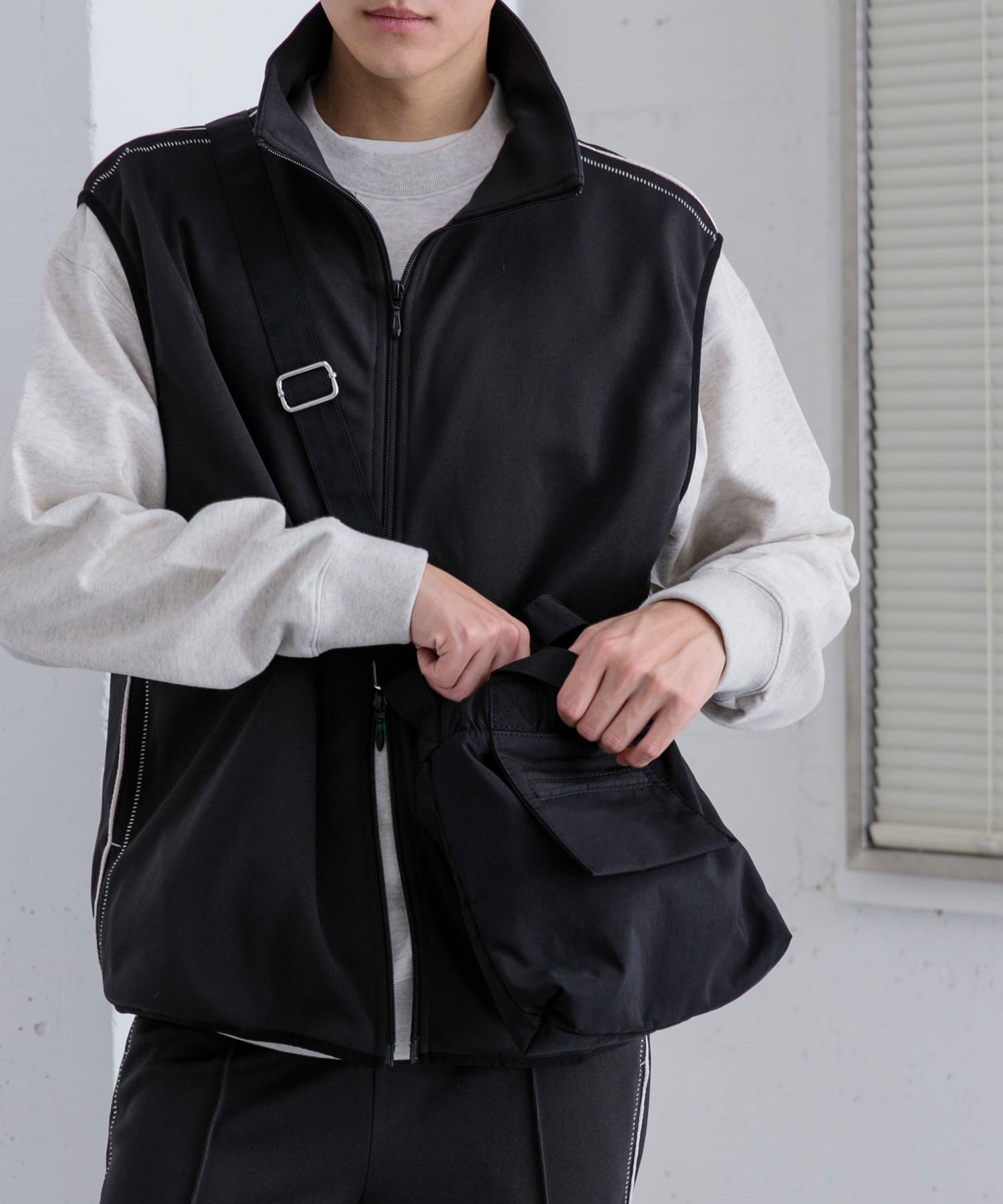 ナイロンミニショルダーバッグ BLACK one