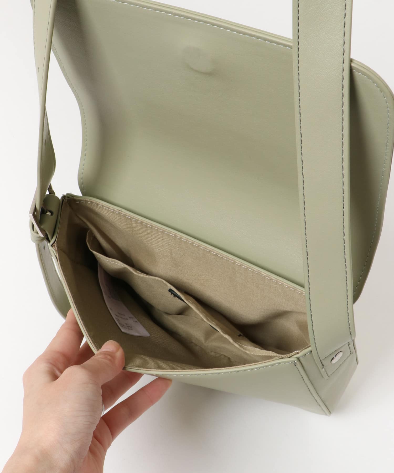 フェイクレザースクエアフラップショルダー MINT one