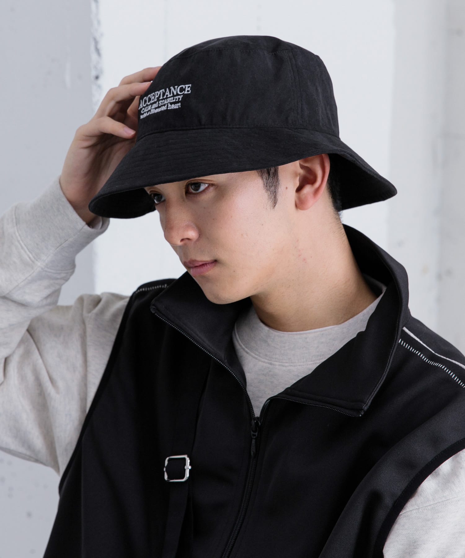 ピーチキモウロゴシシュウバケットハット BLACK one