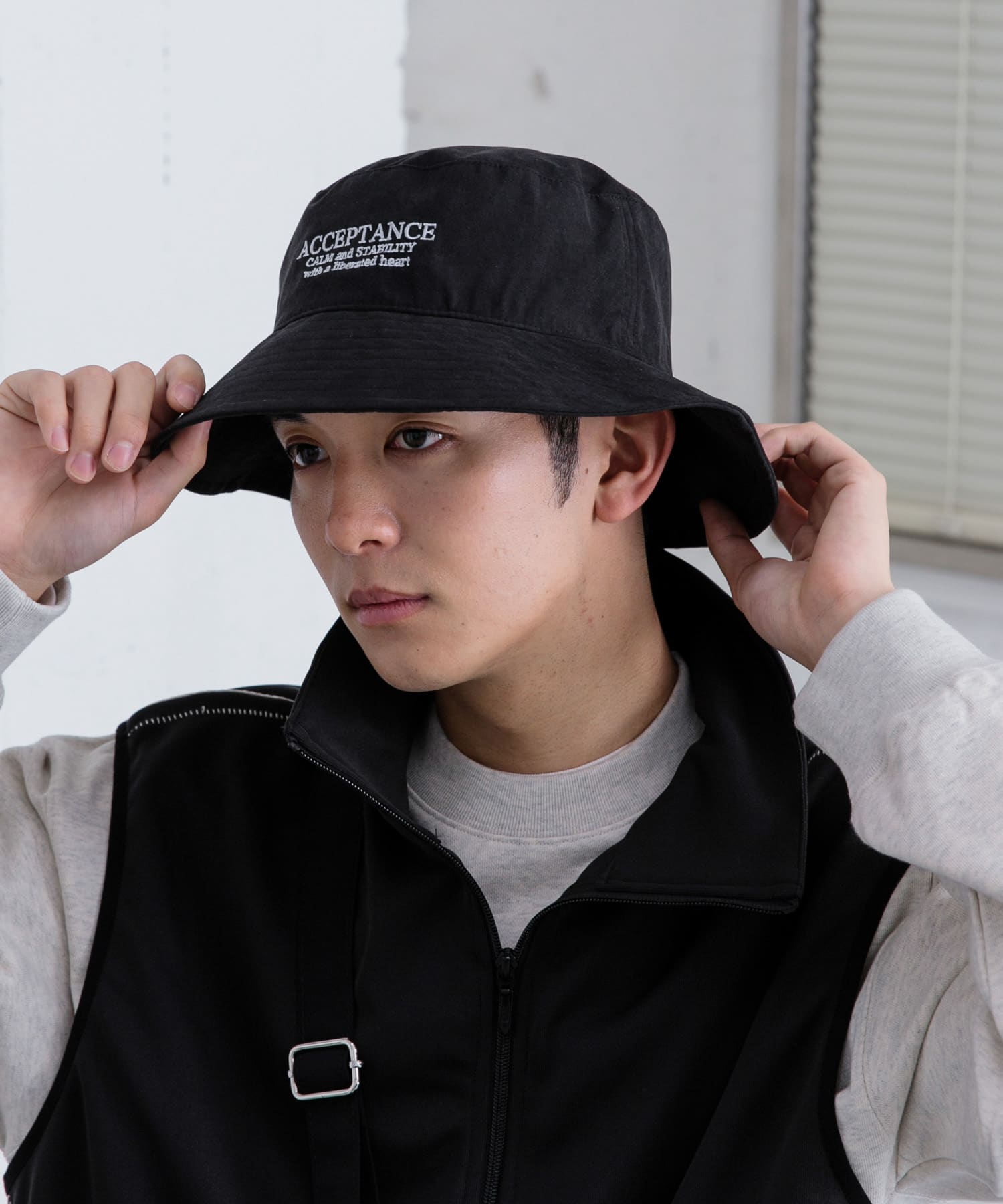 ピーチキモウロゴシシュウバケットハット BLACK one