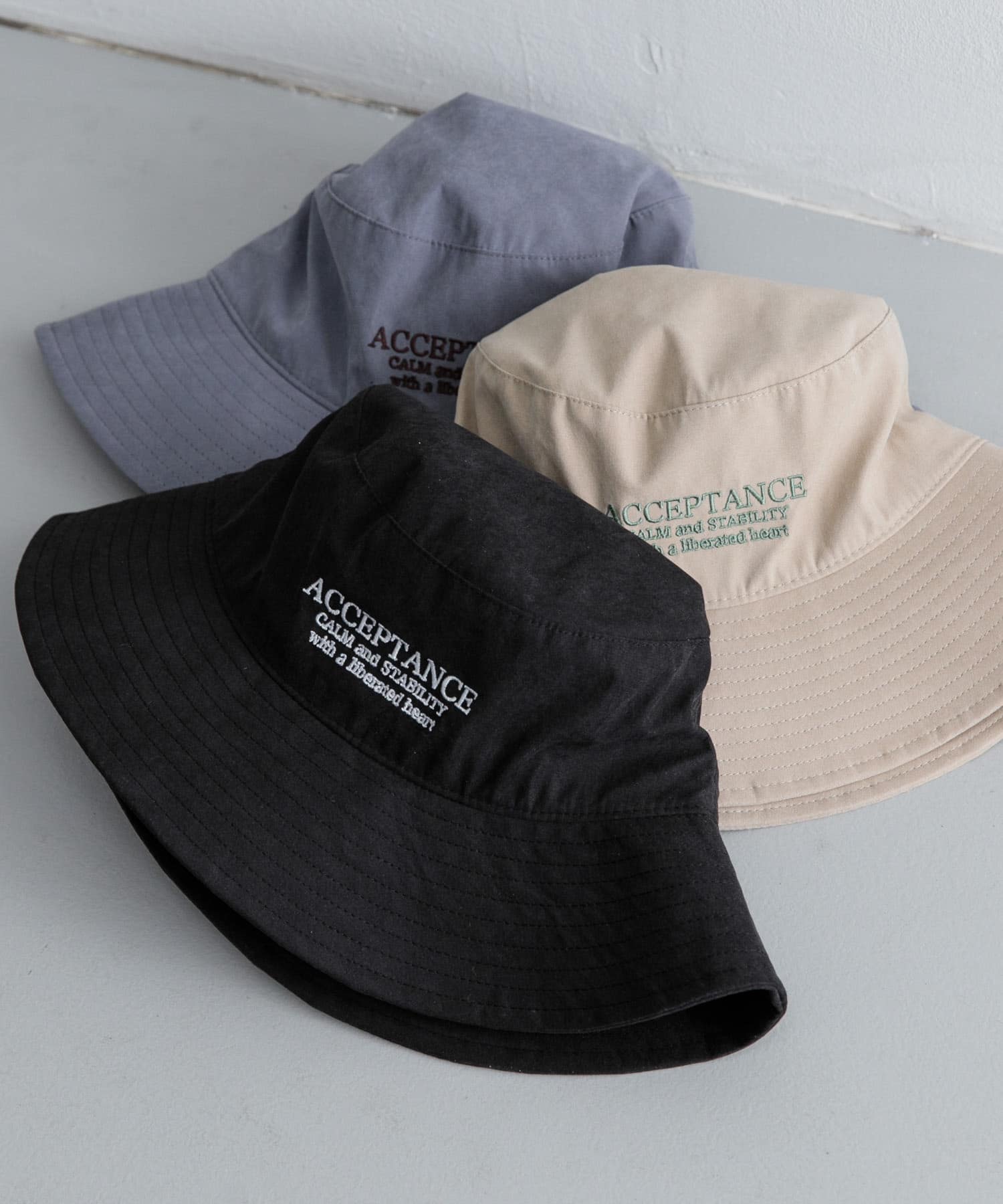 ピーチキモウロゴシシュウバケットハット BLACK one