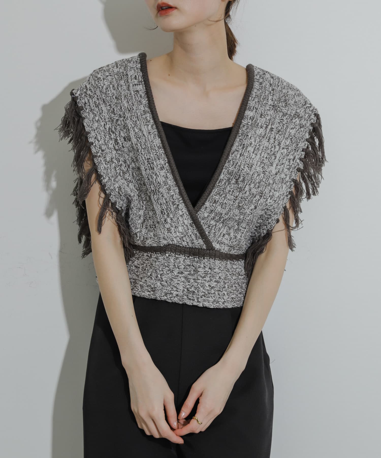GRY×WHT