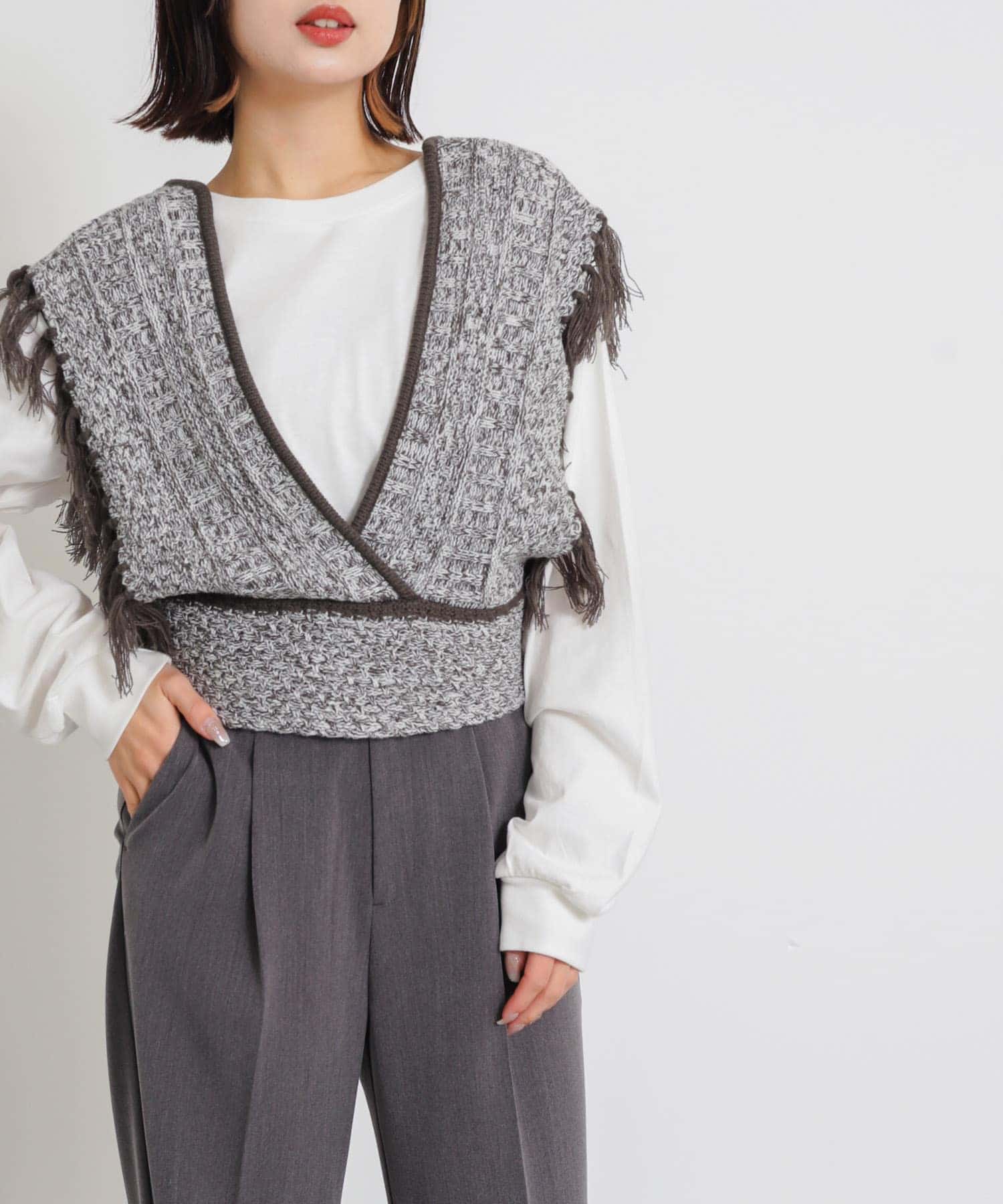 GRY×WHT