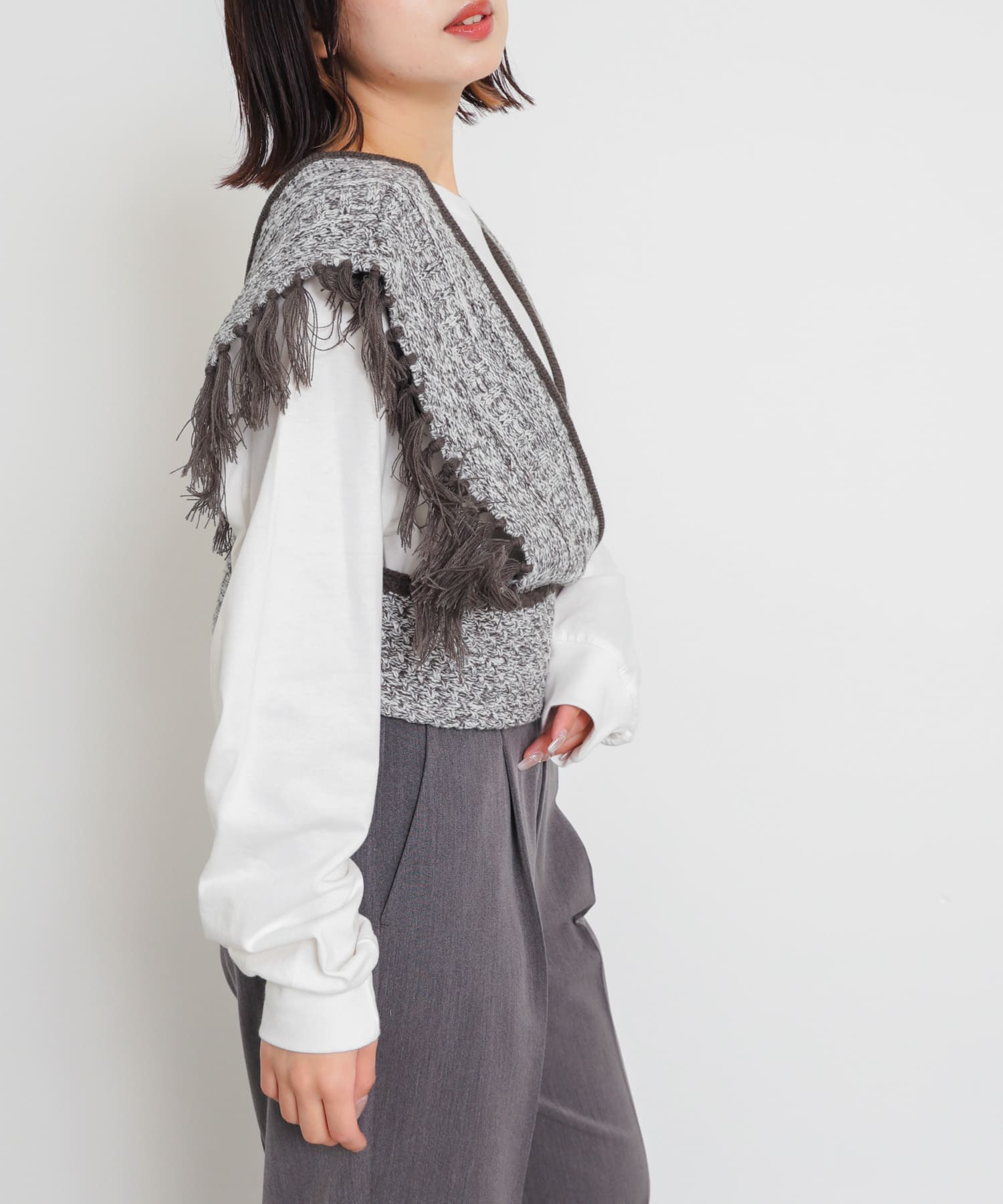 GRY×WHT