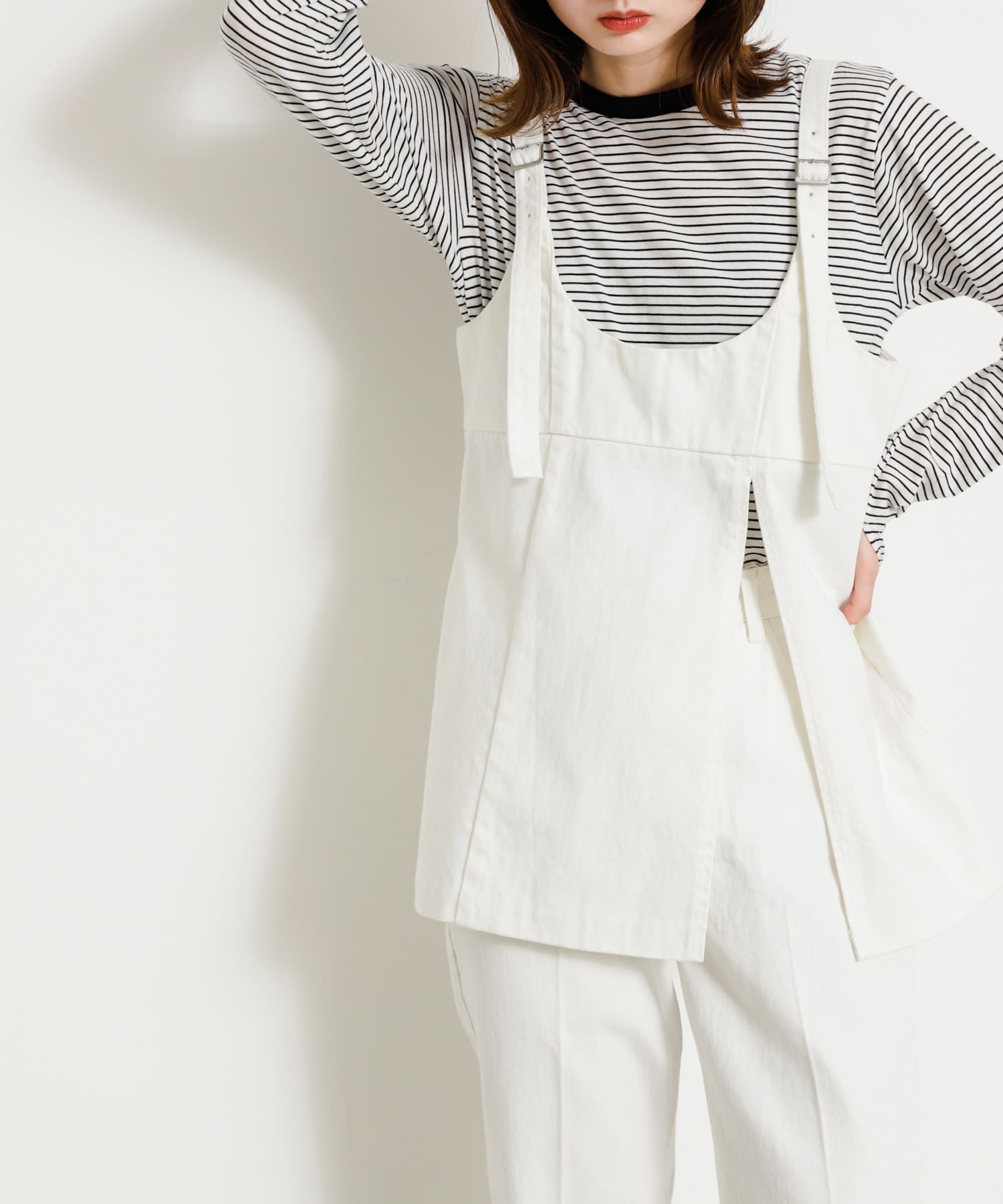 OFF WHITE