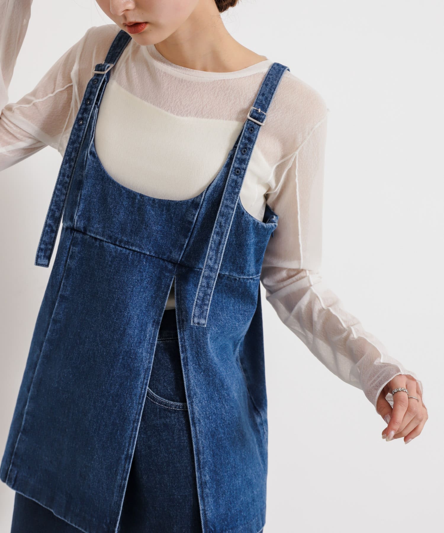 身長：169cm サイズ：one