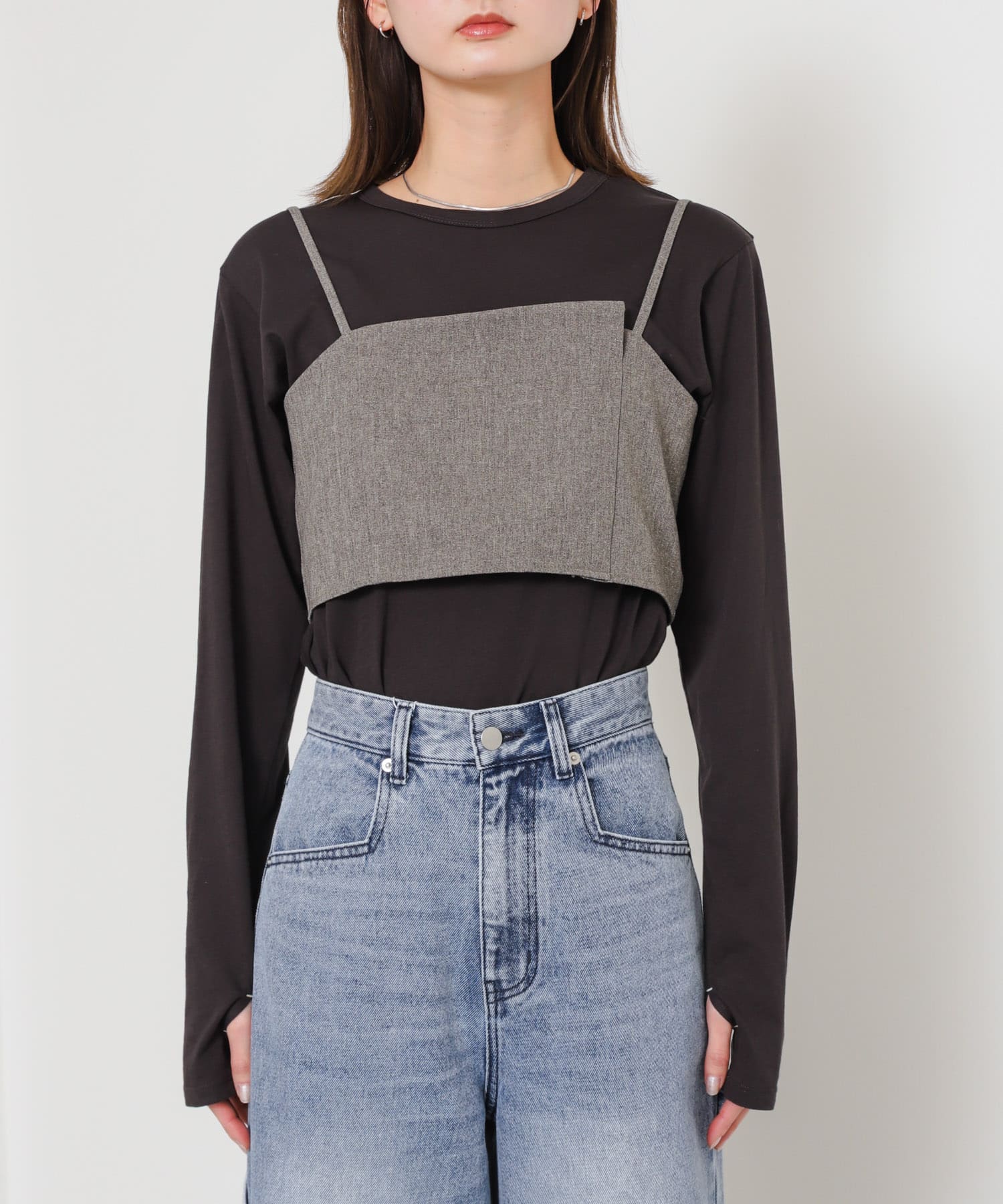 GRAY