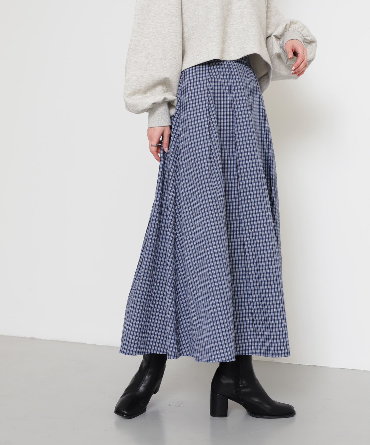 身長：169cm サイズ：one