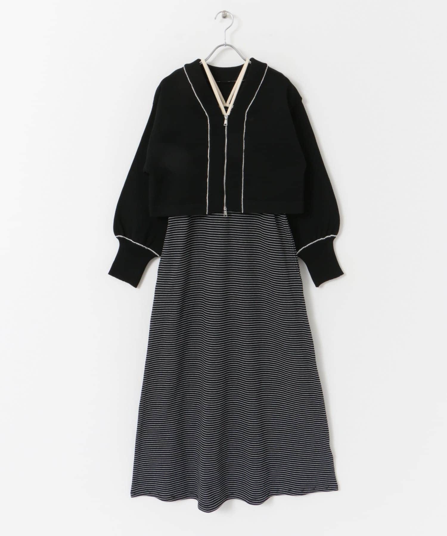 アンサンブルホルターキャミワンピース IVO×BLK one