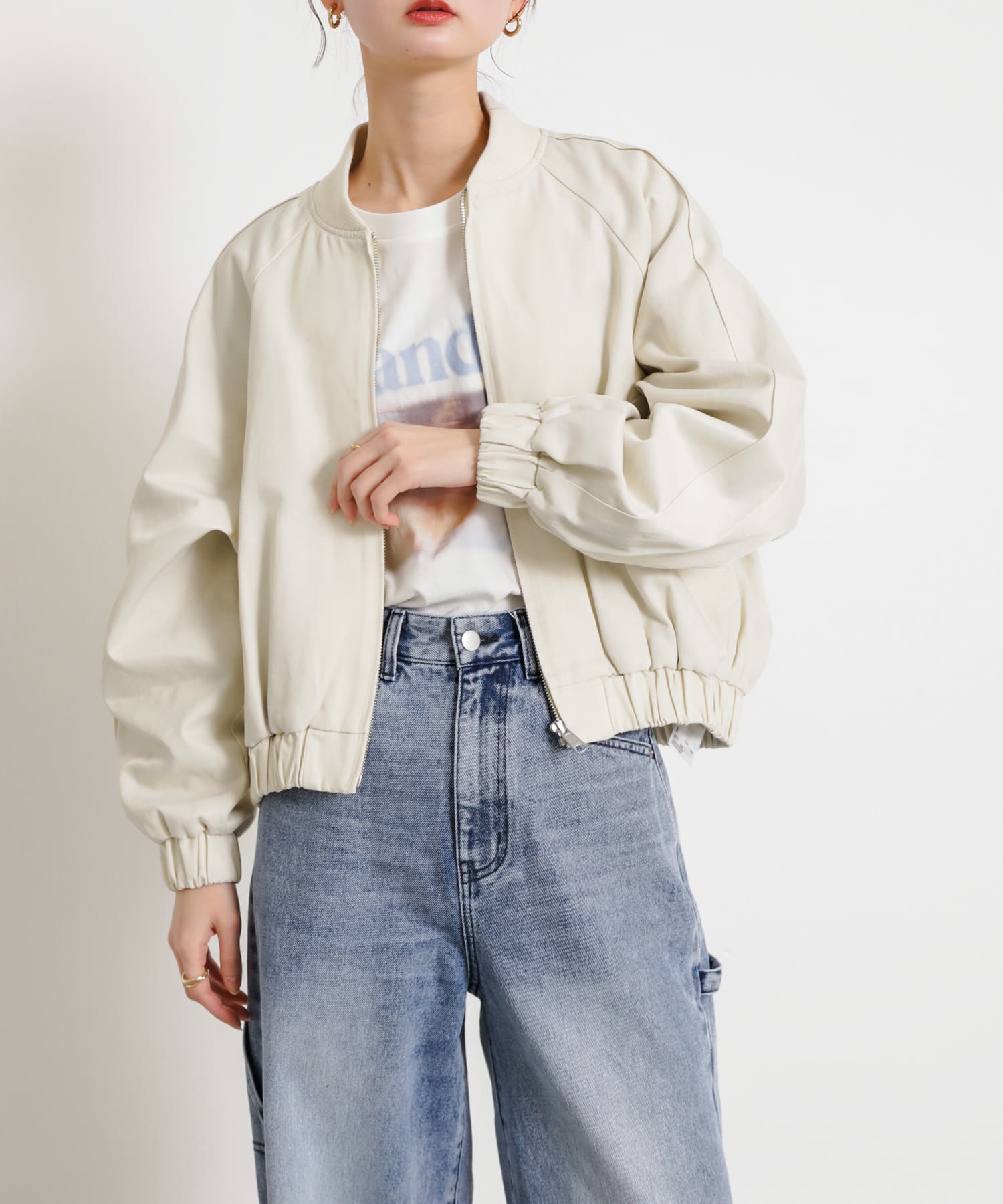 OFF WHITE