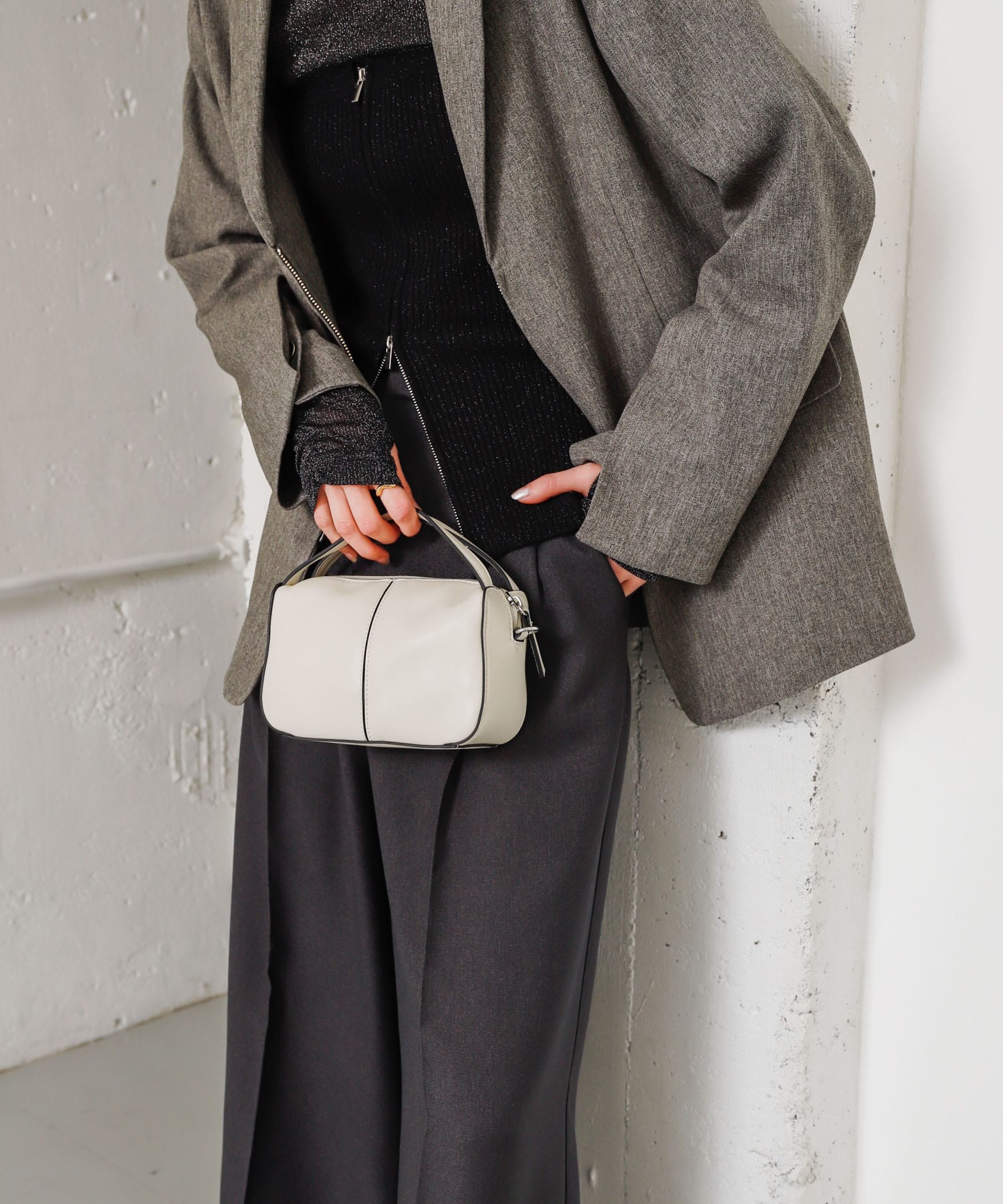 2WAYセンターシームプチショルダーバッグ IVORY one