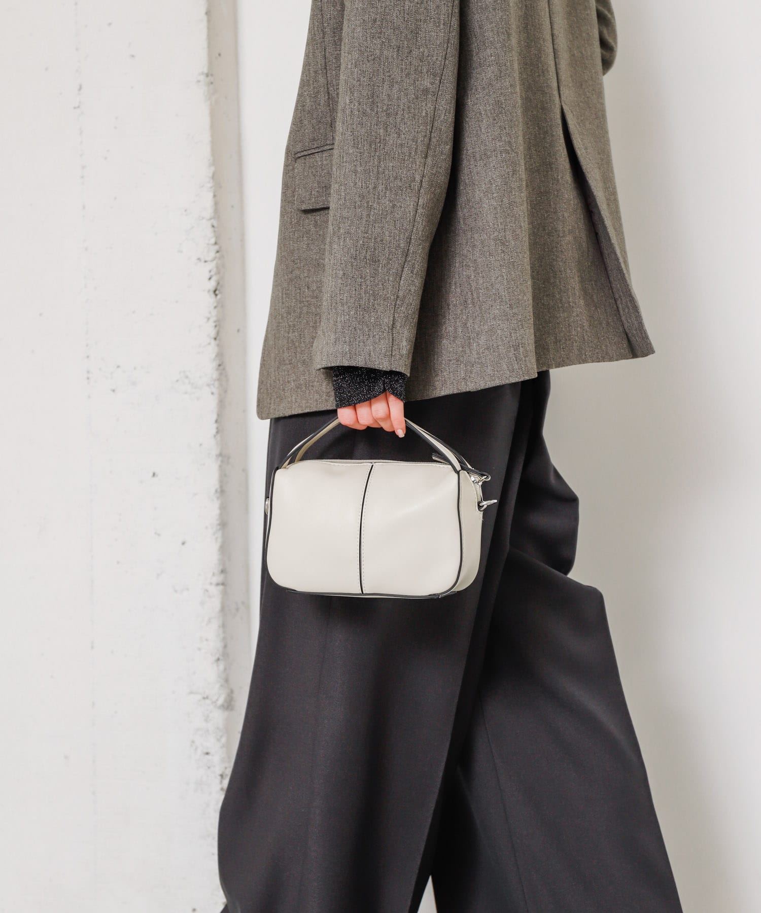 2WAYセンターシームプチショルダーバッグ IVORY one