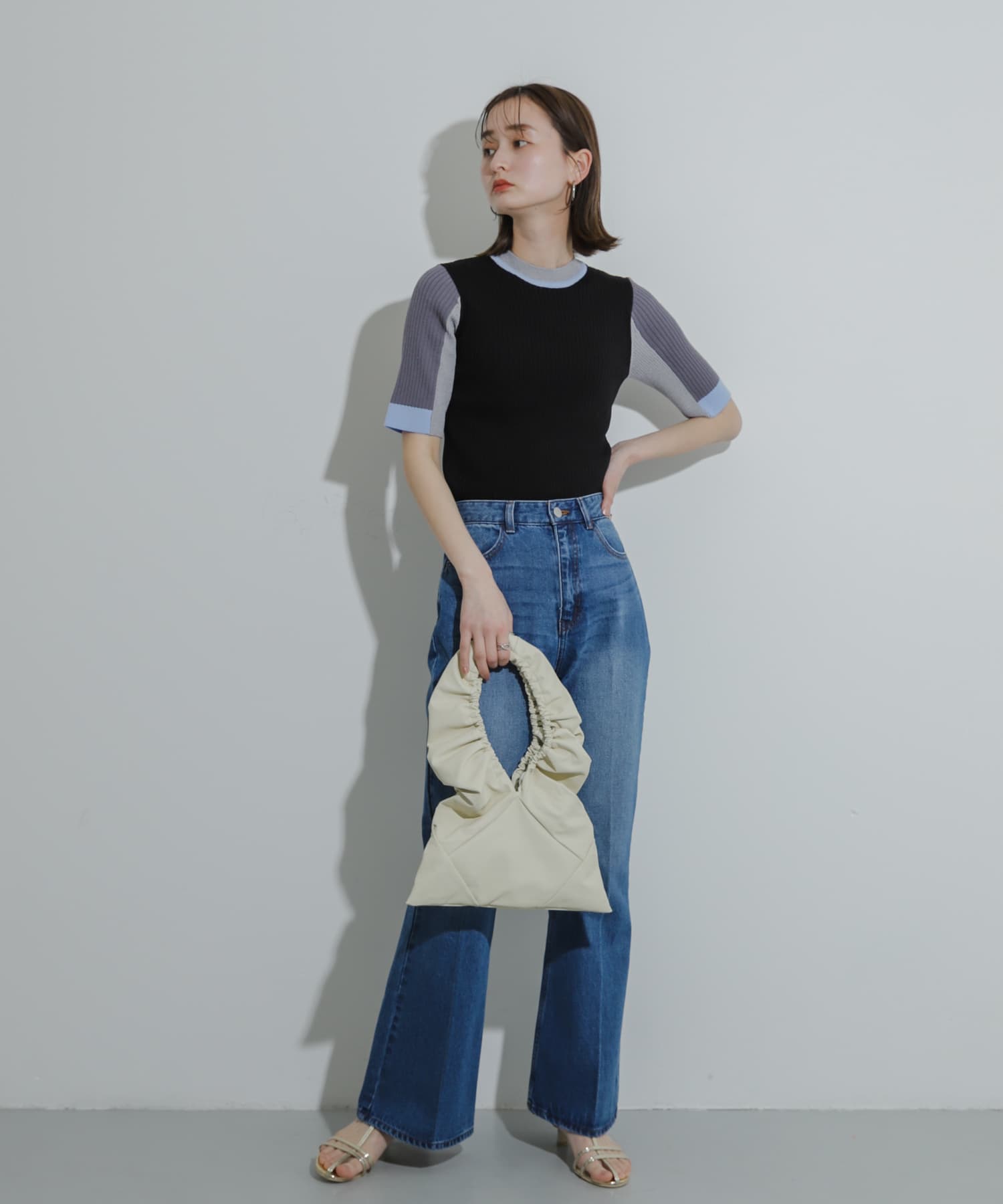 ギャザーハンドバッグ IVORY one