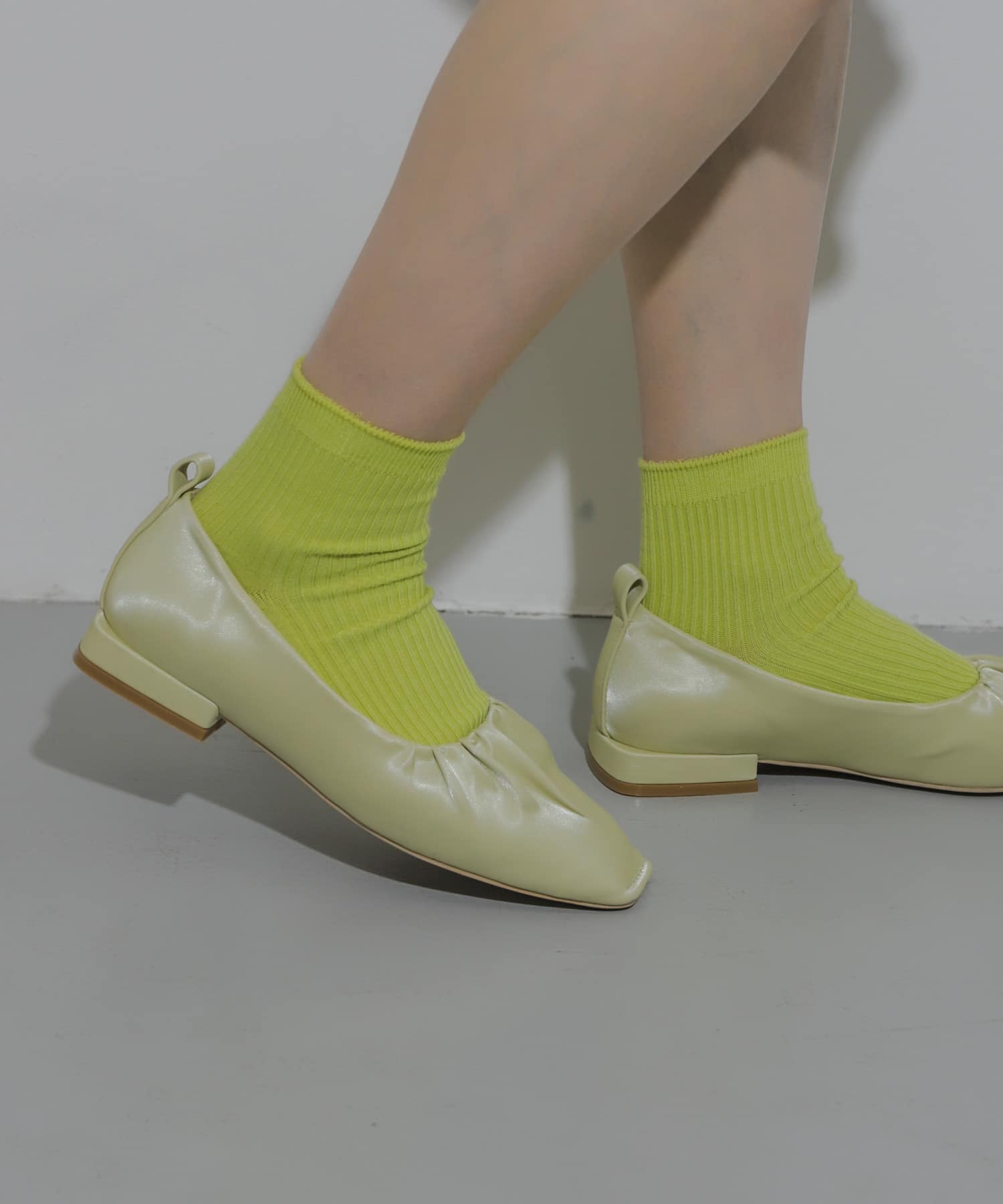 シャイニーギャザーフラットシューズ YELLOW S