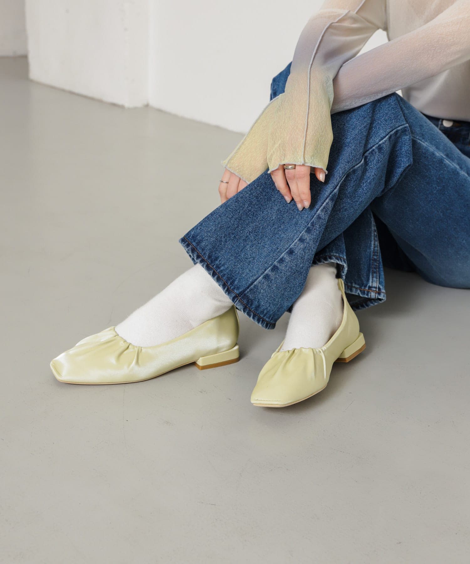シャイニーギャザーフラットシューズ YELLOW S