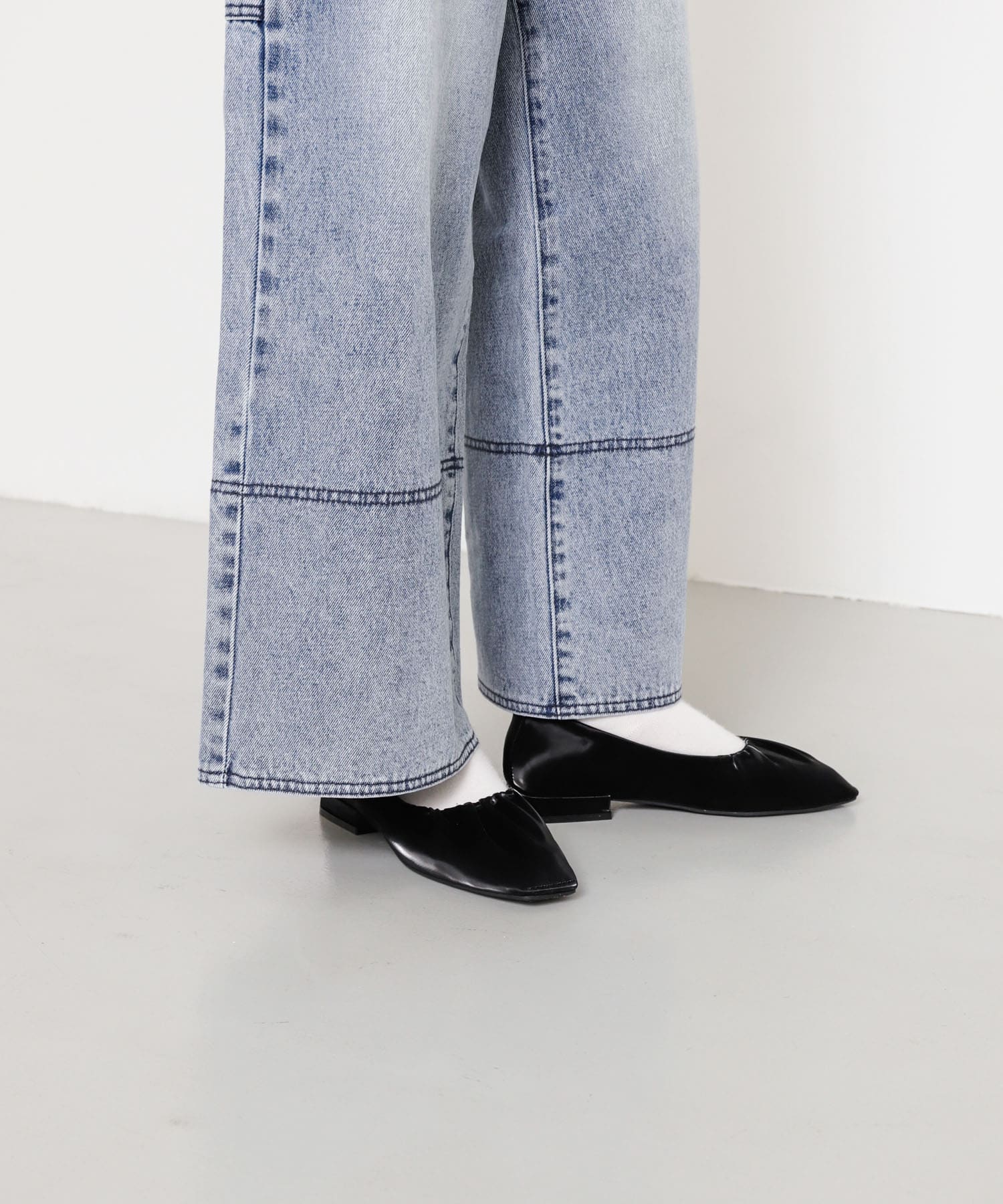 シャイニーギャザーフラットシューズ BLACK S