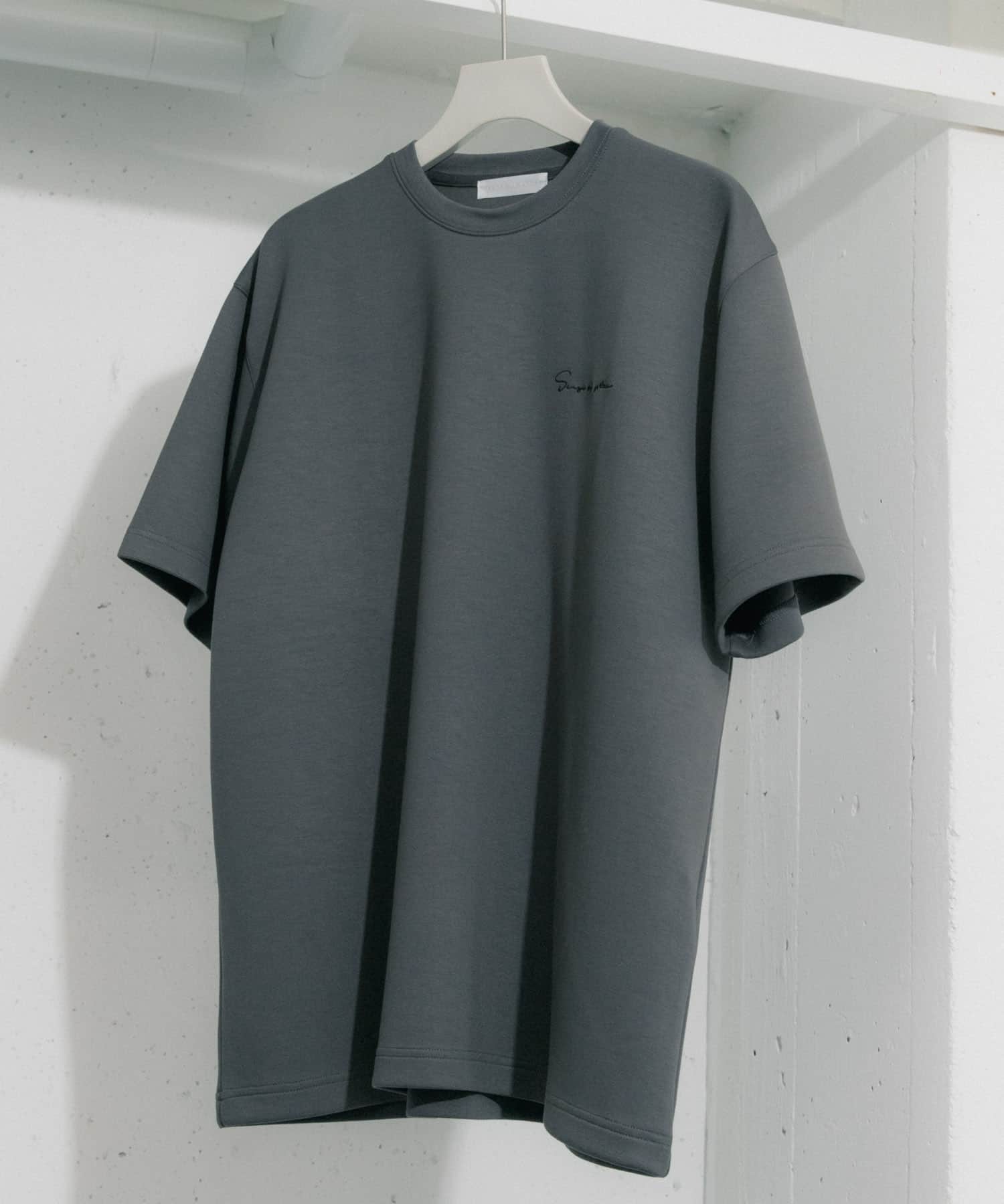 『一部WEB限定カラー』『ユニセックス』シシュウダンボールポンチショートスリーブTシャツ CHARCOAL M