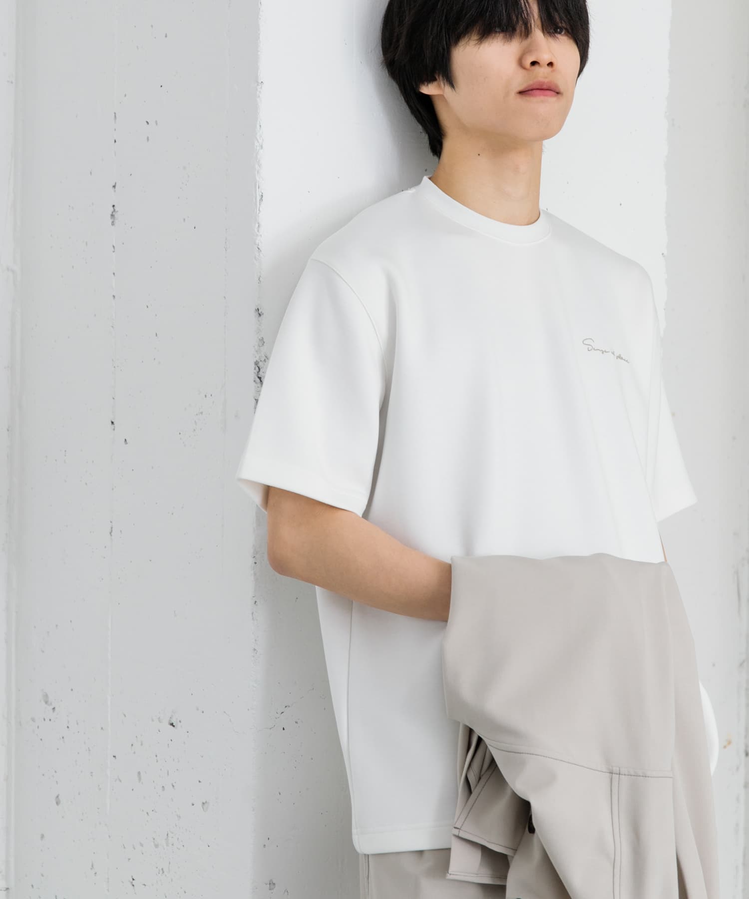 WHT×WHT