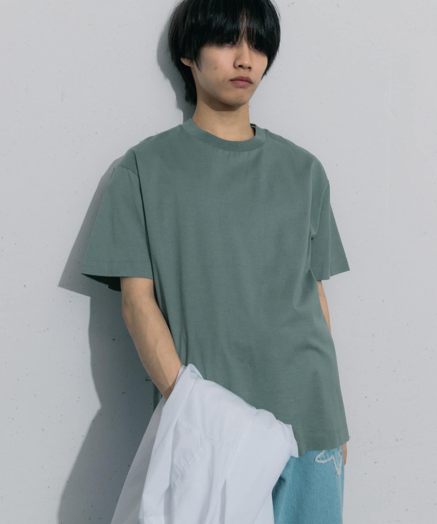 GREEN