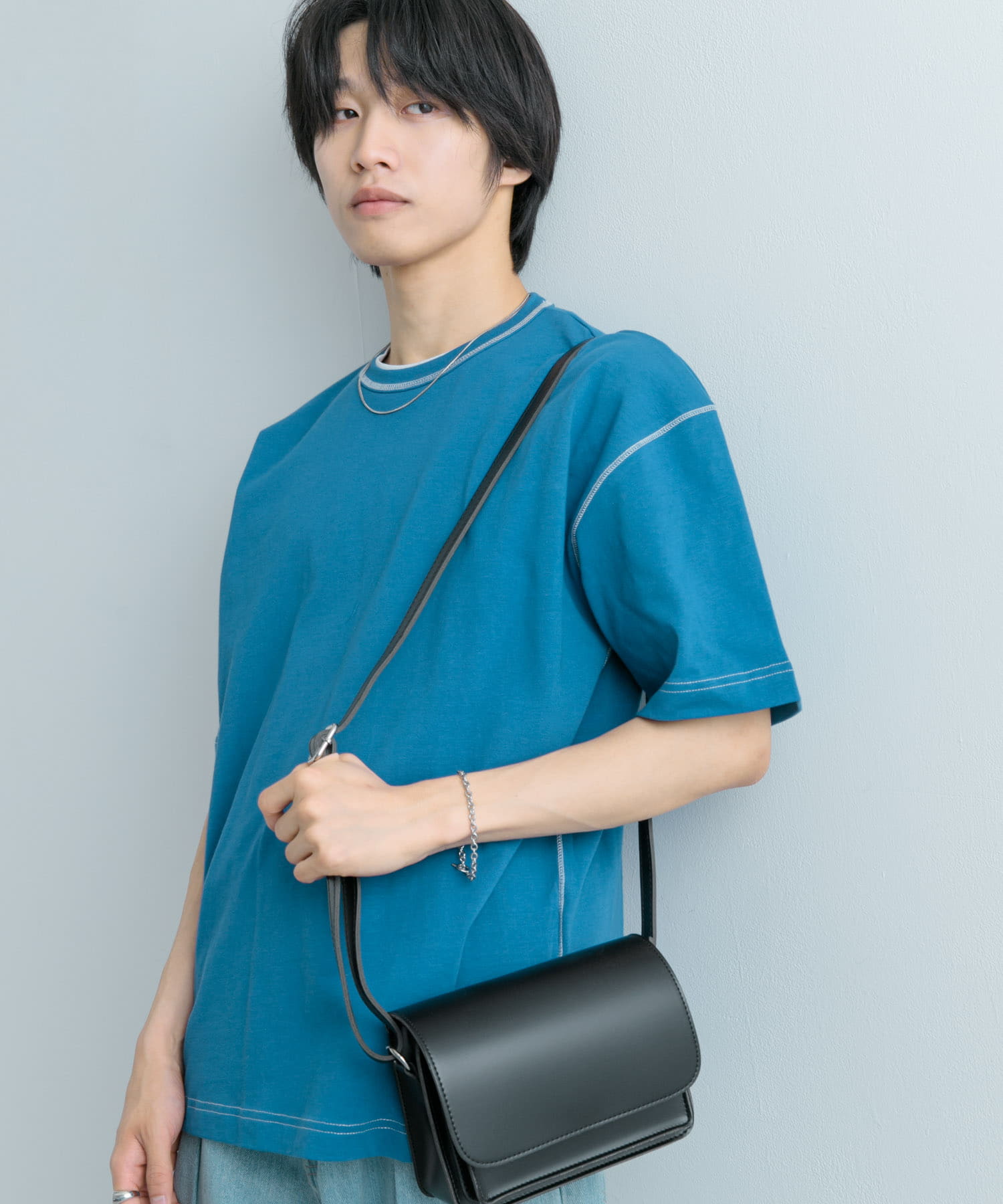 BLU×WHT