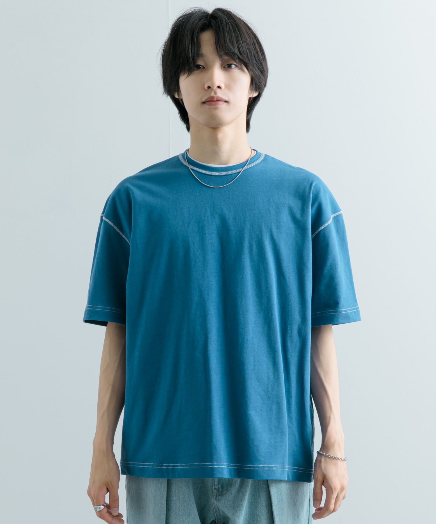 BLU×WHT