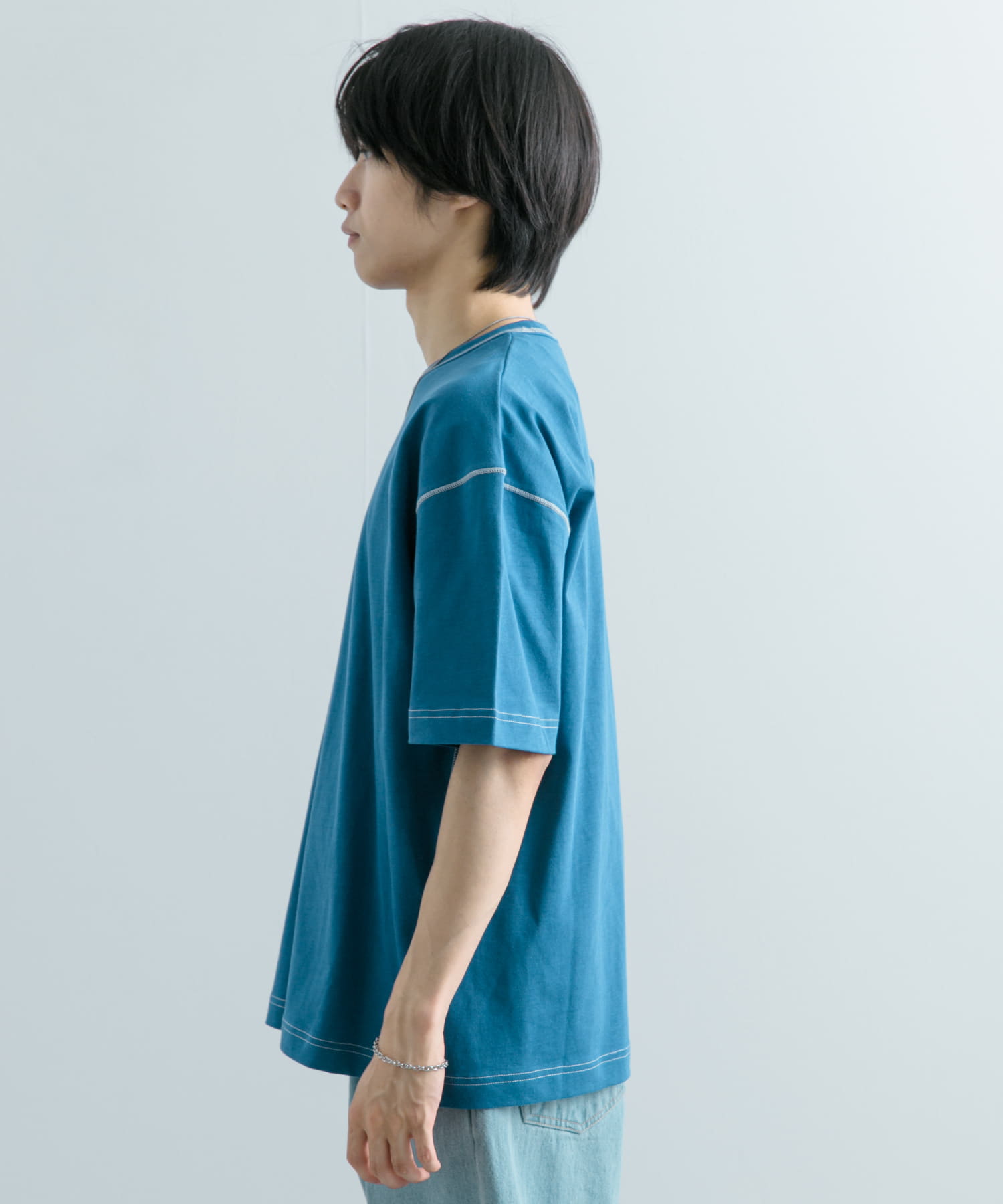 BLU×WHT