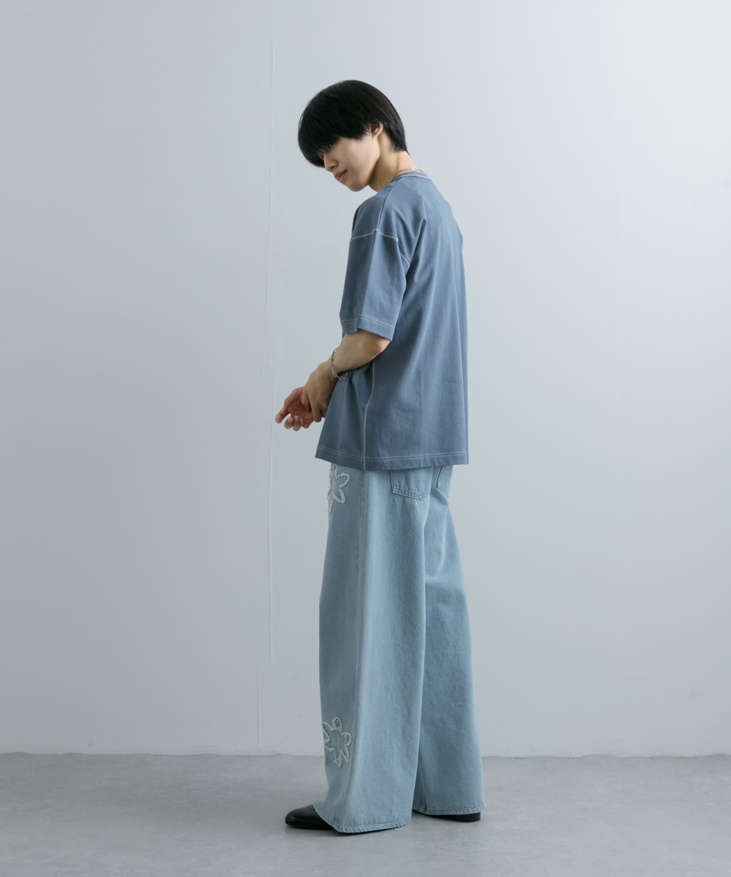 L.BLU×WHT