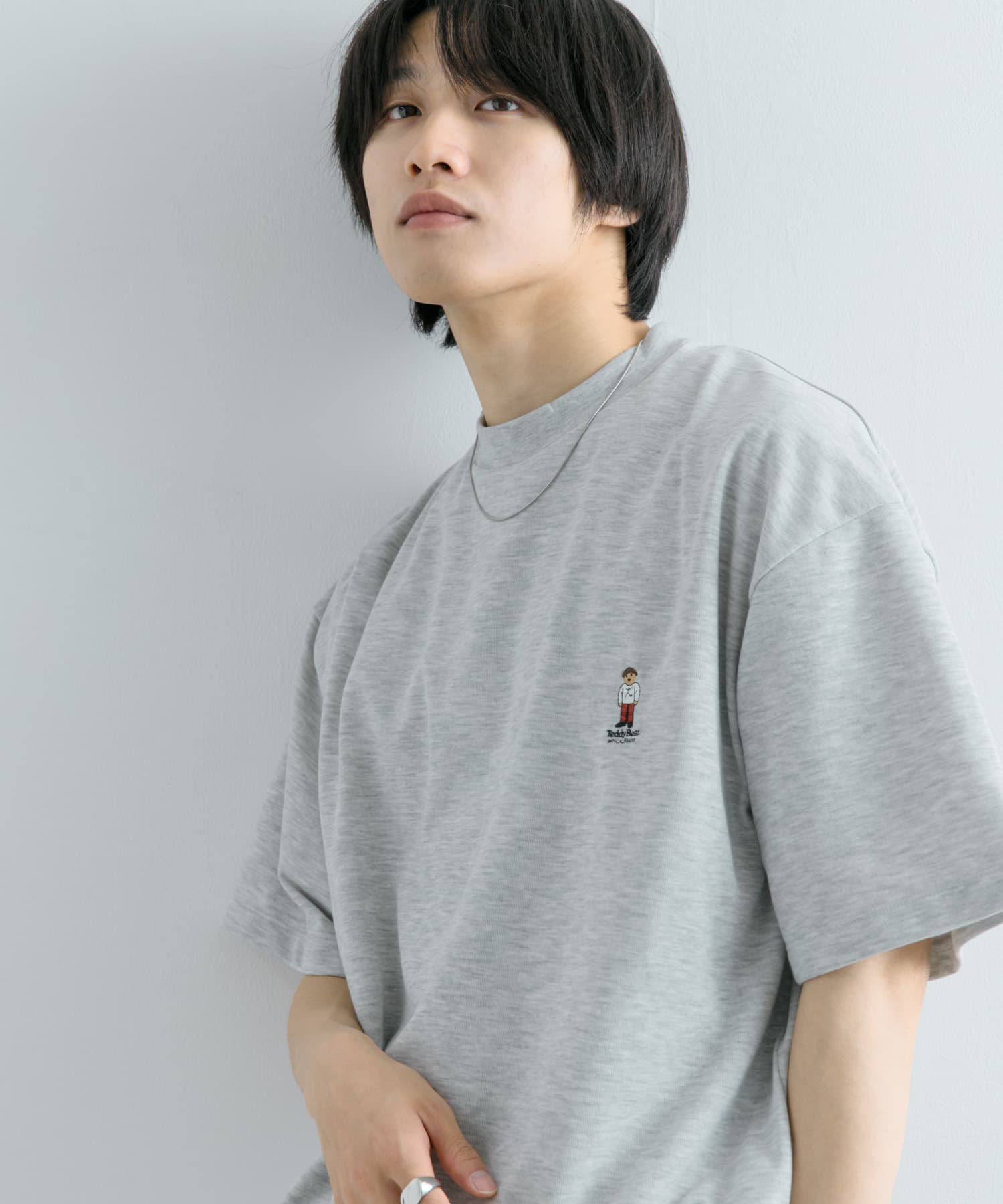 TOP GRAY