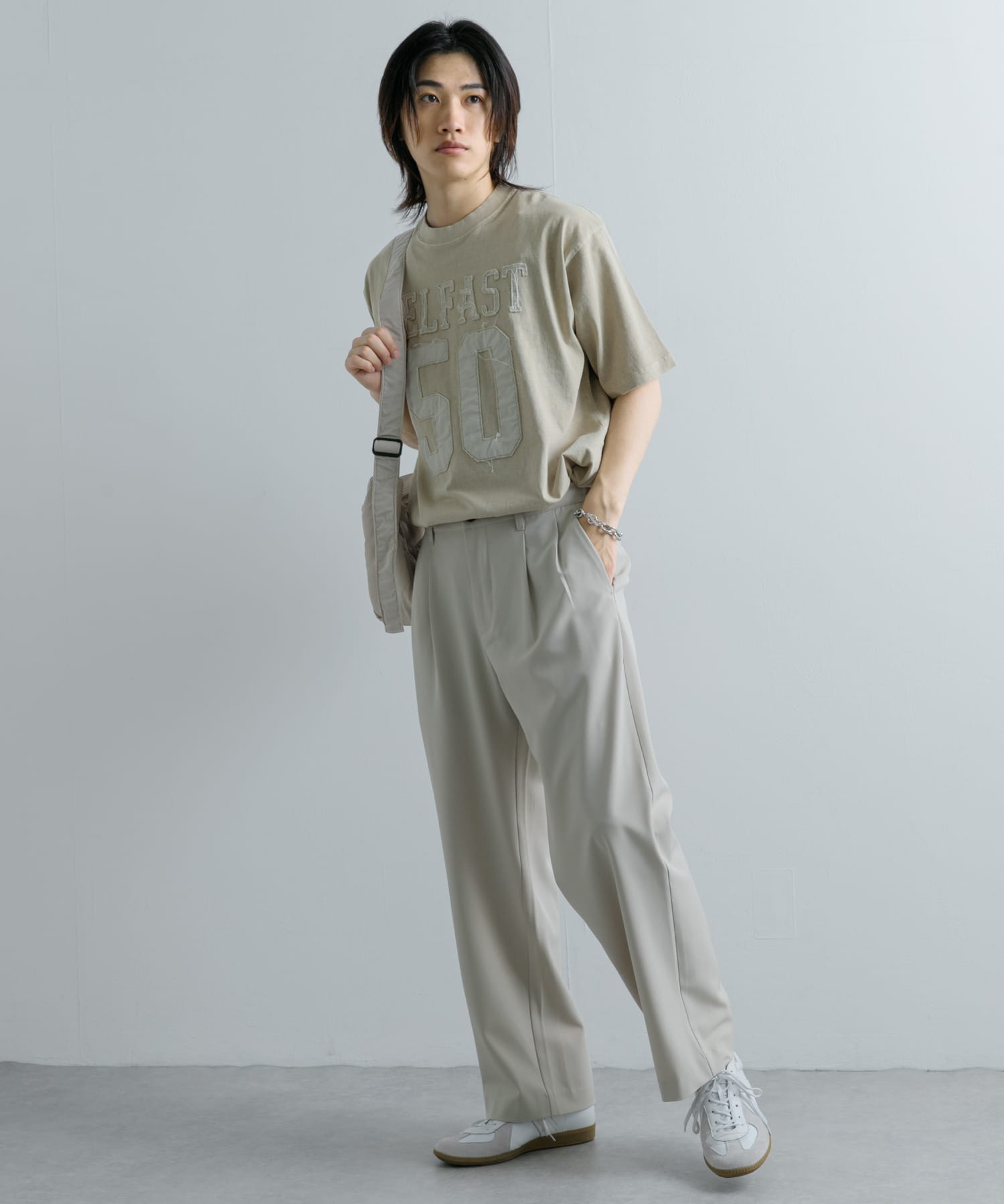 BEIGE