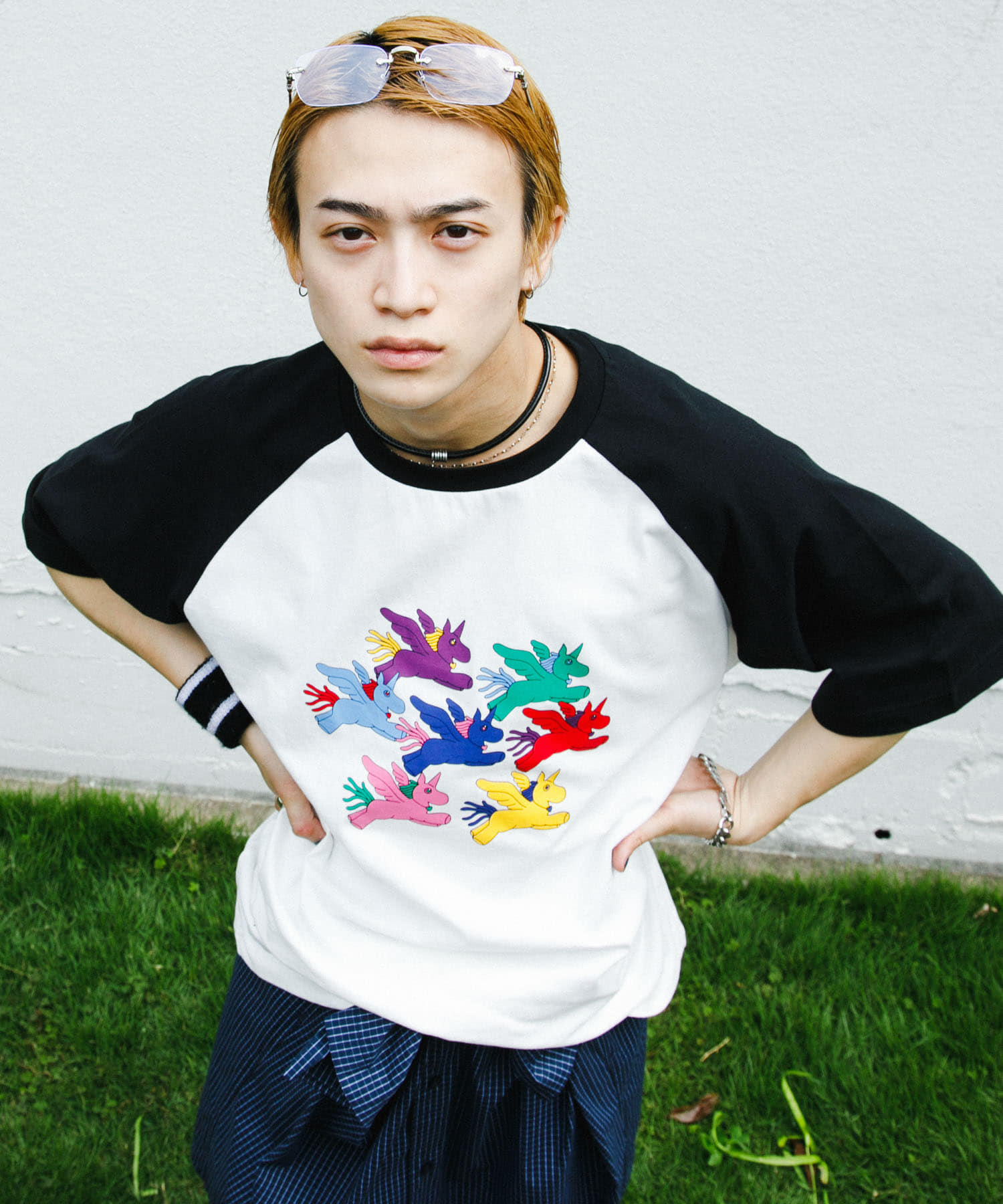 WHT×BLK